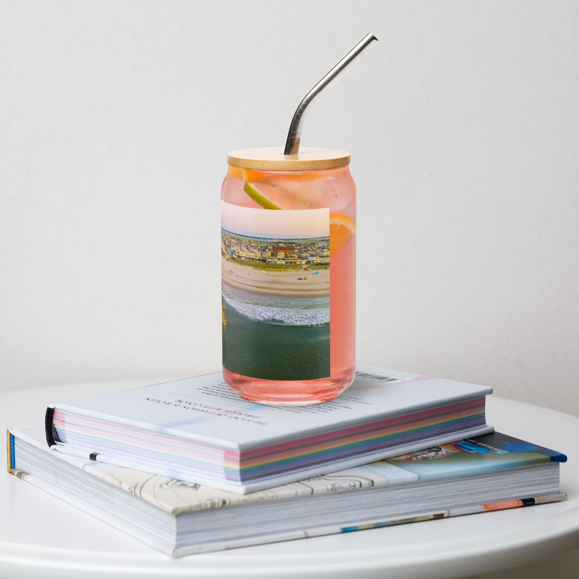 can-shaped-glass-(16-oz)-16-oz-with-lid--straw-left-67c78410240b3.jpg