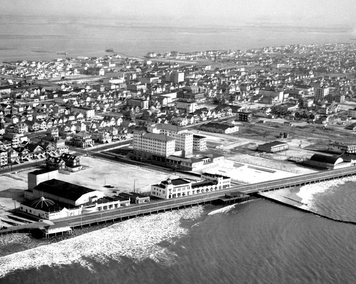  - Photographer Unknown