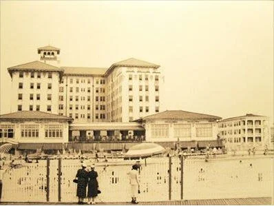 Year Unknown - Photographer Unknown
