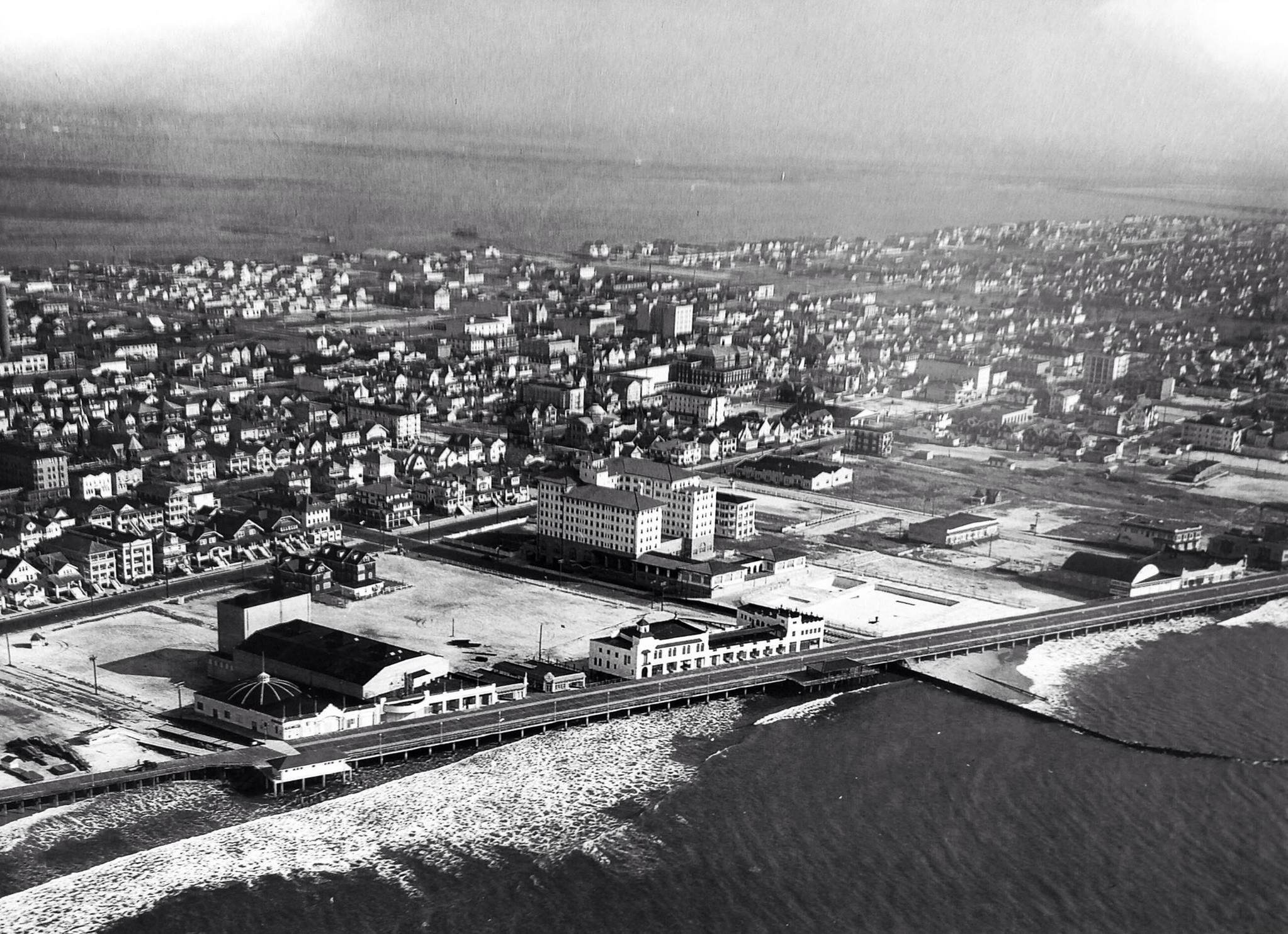 1930s Ocean City NJ Flanders aerial photo.jpg