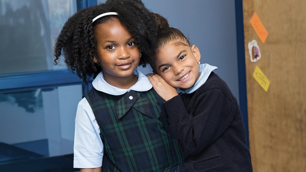 Designing Print Ads That Reflect Your Brand and Reach Your Audience