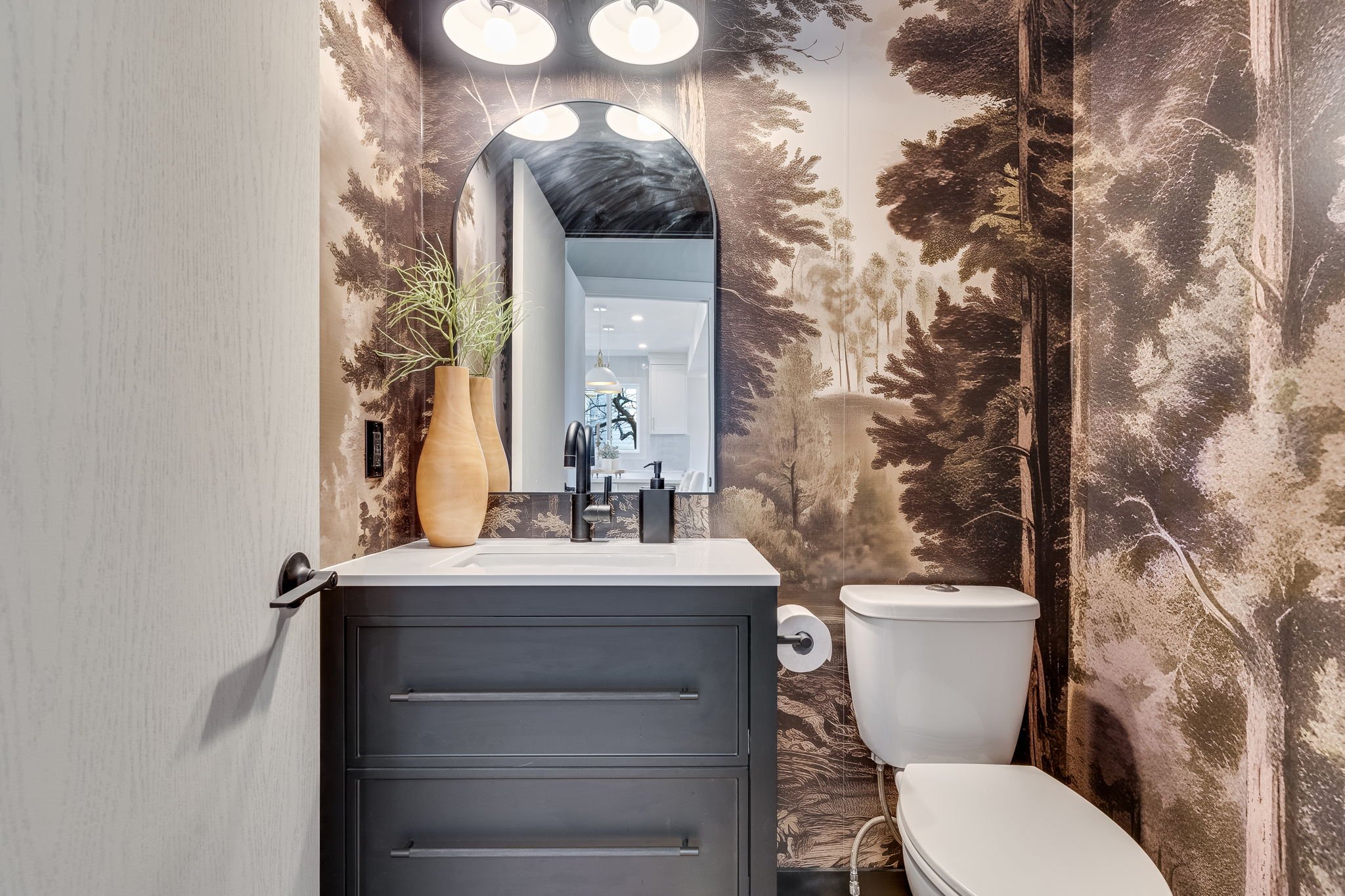 main bath .jpg