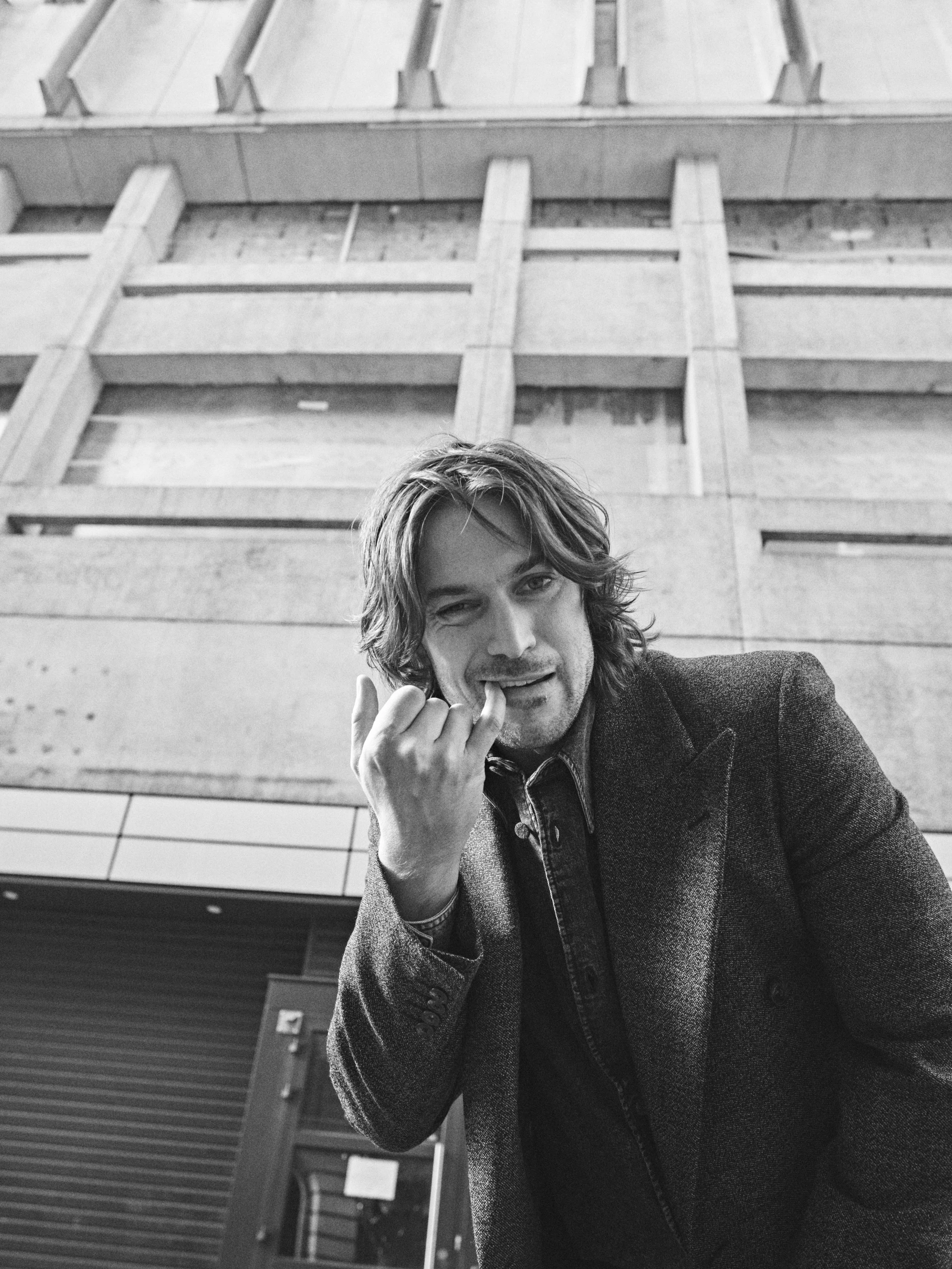 arno-lam-fashion-portrait-paris-lucas-bravo-0004.jpg