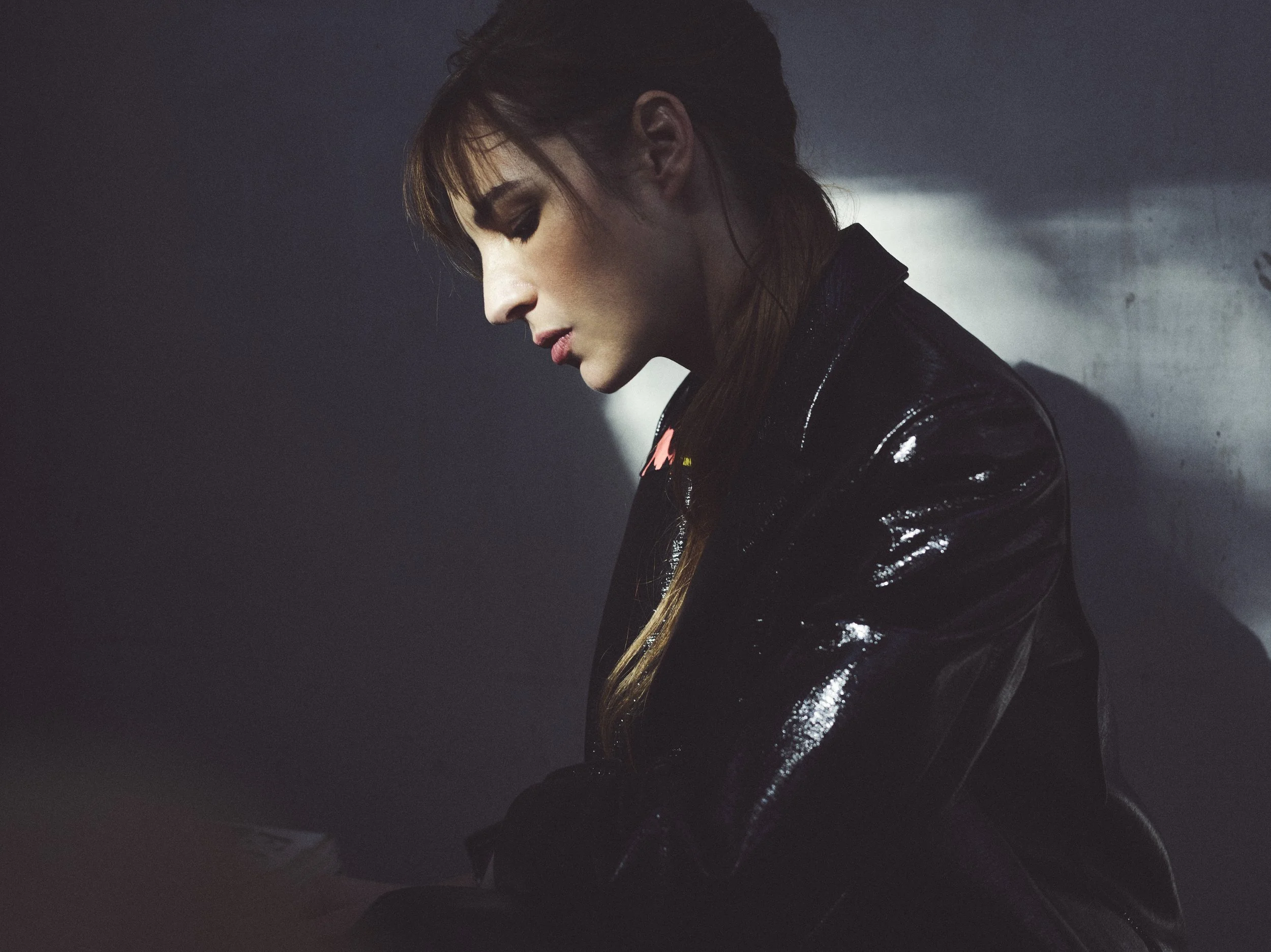 arno-lam-fashion-portrait-paris-louise-bourgoin-0003.jpg