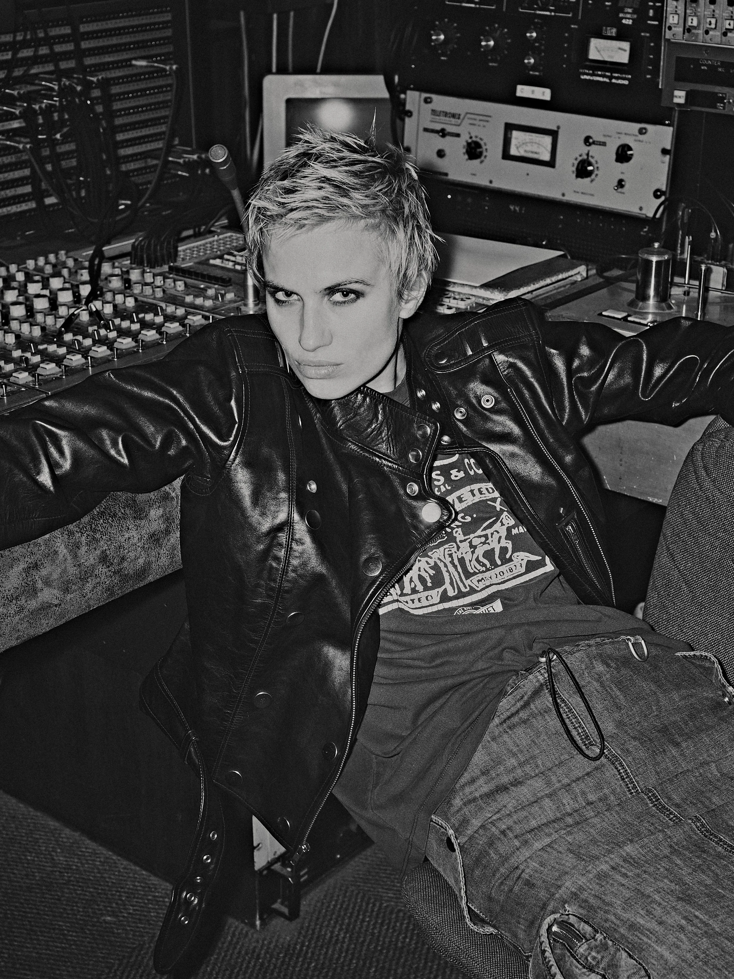 064_2025-06-27 Gala Grunge17501.jpg