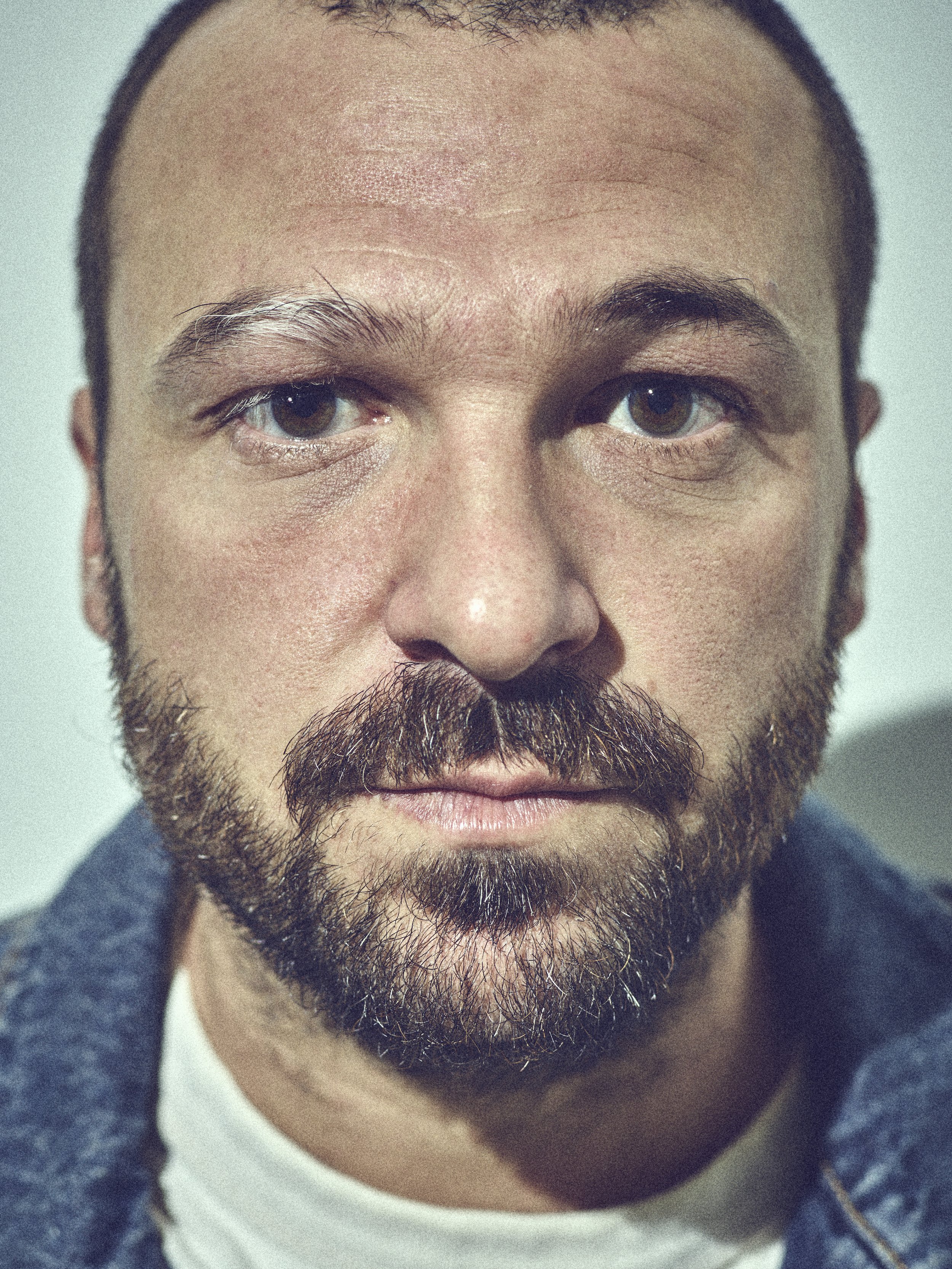 arno-lam-fashion-portrait-paris-thibaut-evrard-0001.jpg