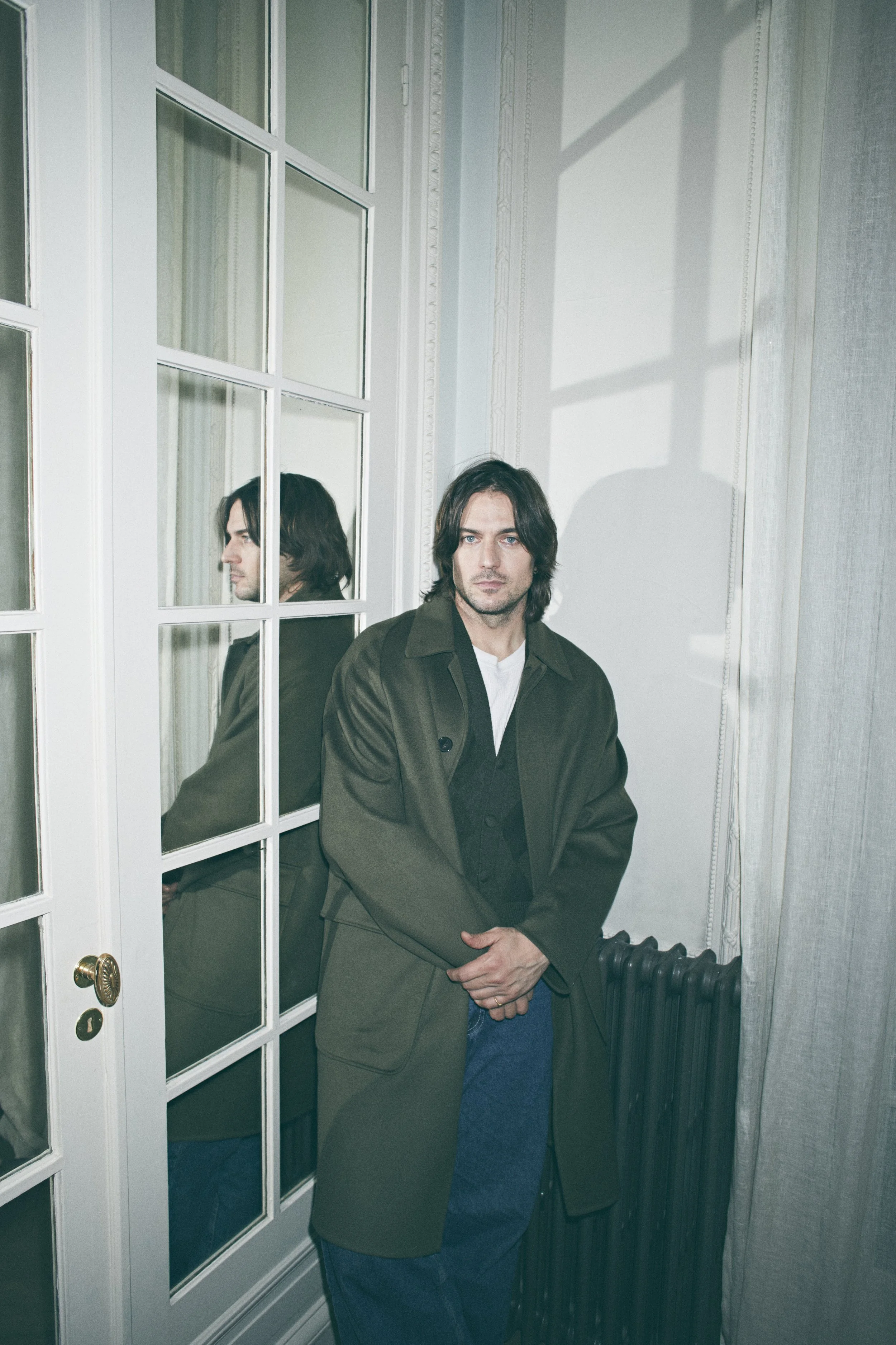 arno-lam-fashion-portrait-paris-lucas-bravo-0021.jpg