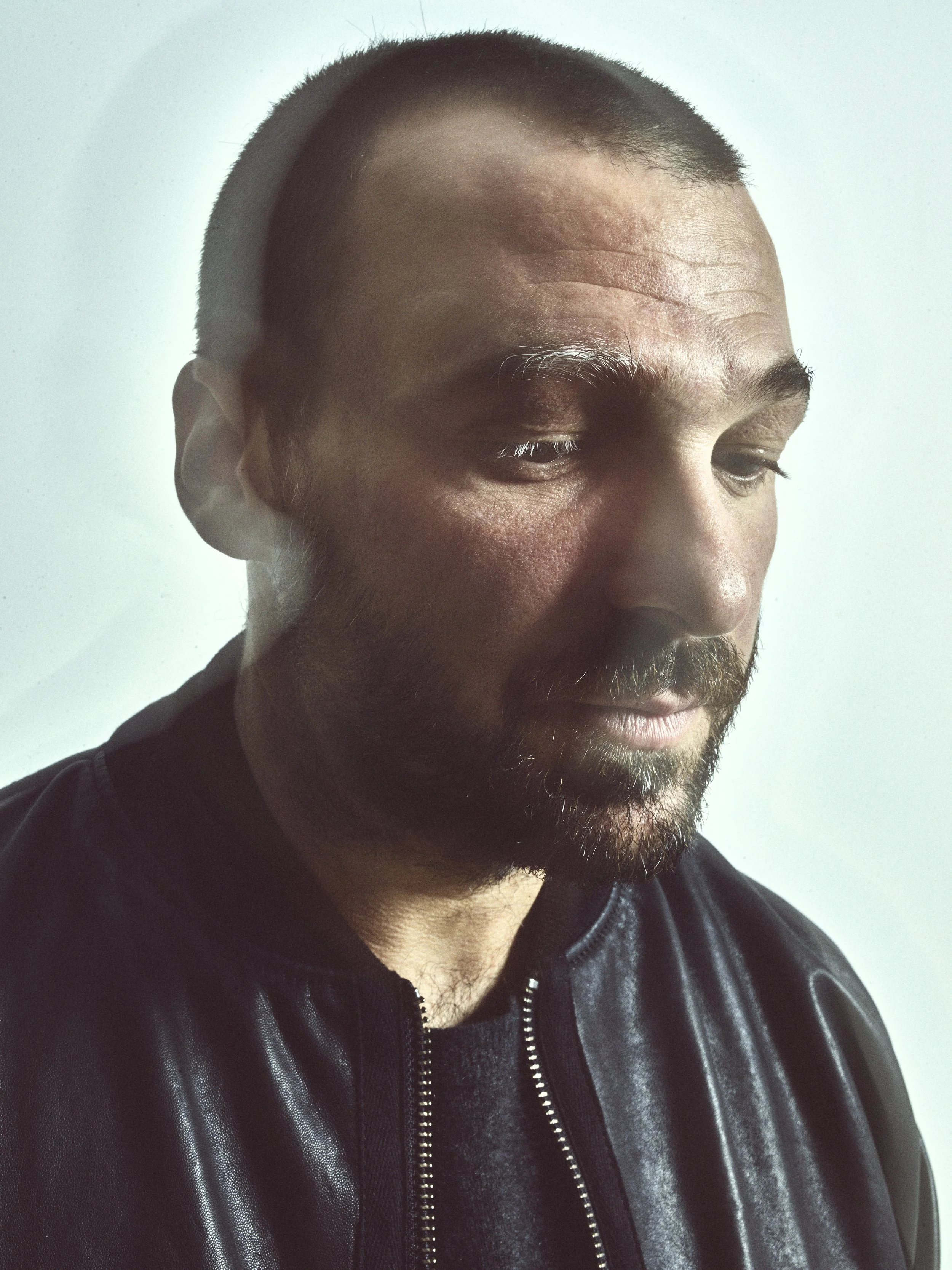 arno-lam-fashion-portrait-paris-thibaut-evrard-0011.jpg