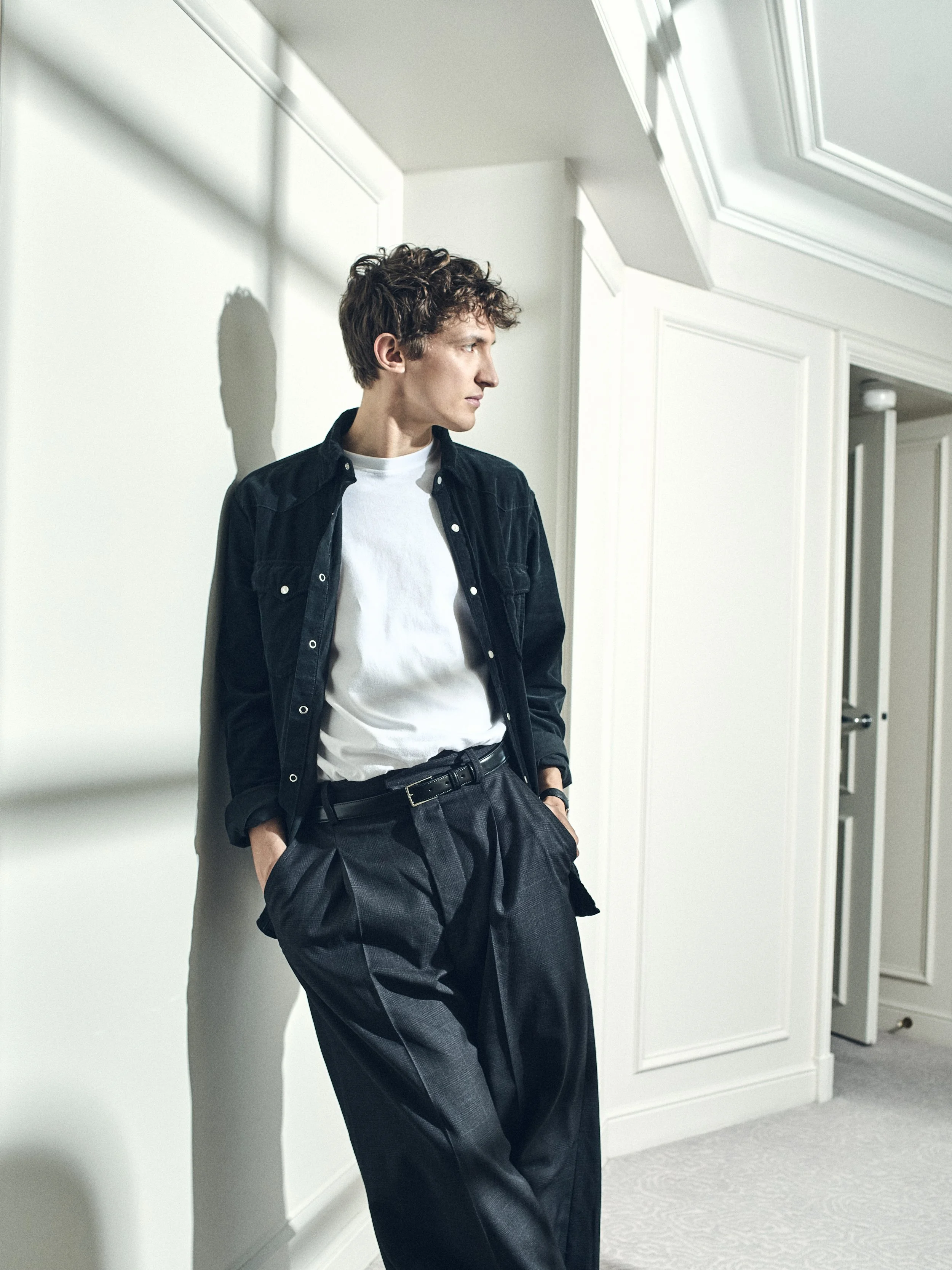 arno-lam-fashion-portrait-paris-aliocha-schneider-0005.jpg