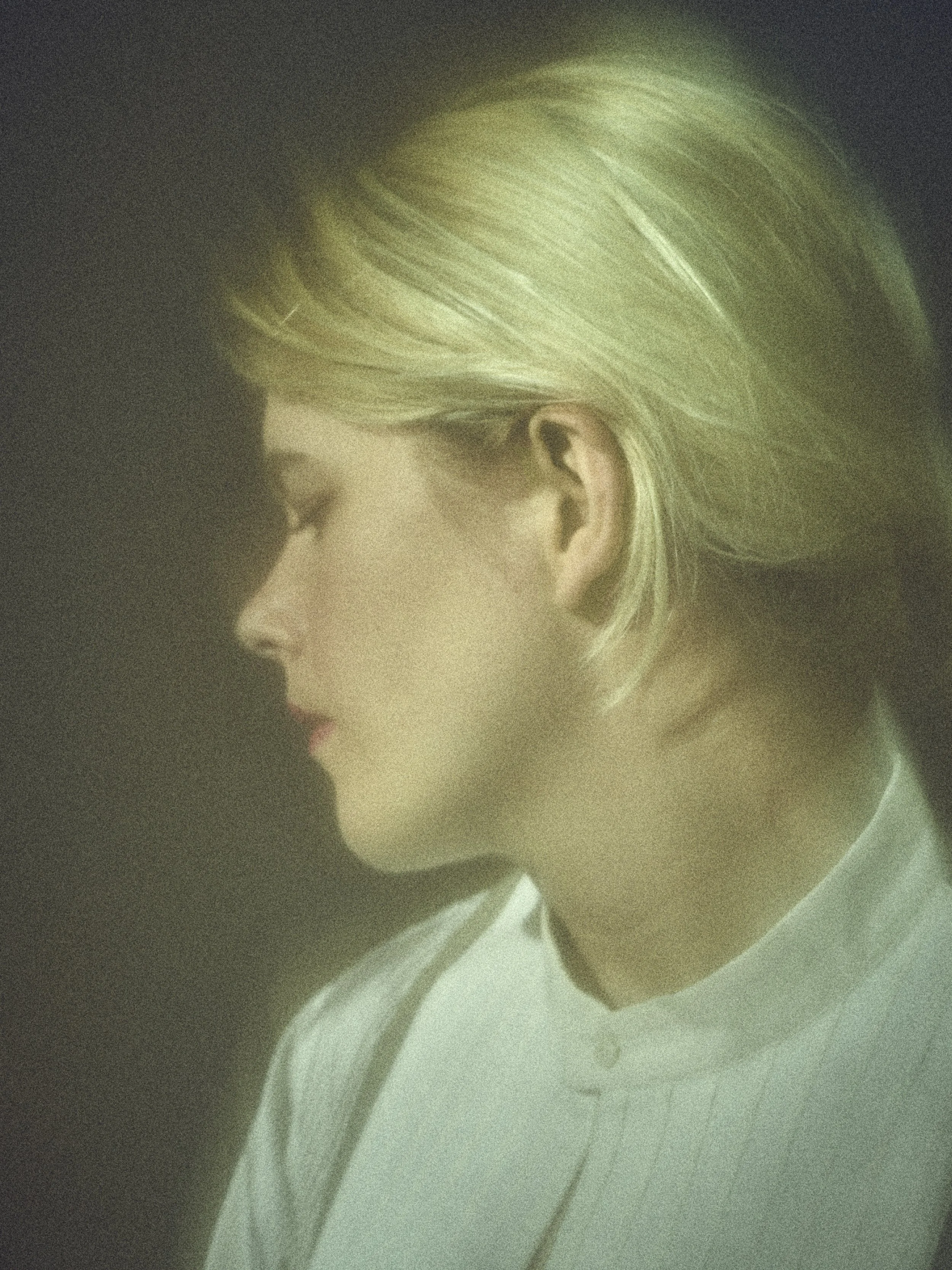 arno-lam-fashion-portrait-paris-zaho-de-sagazan-0015.jpg