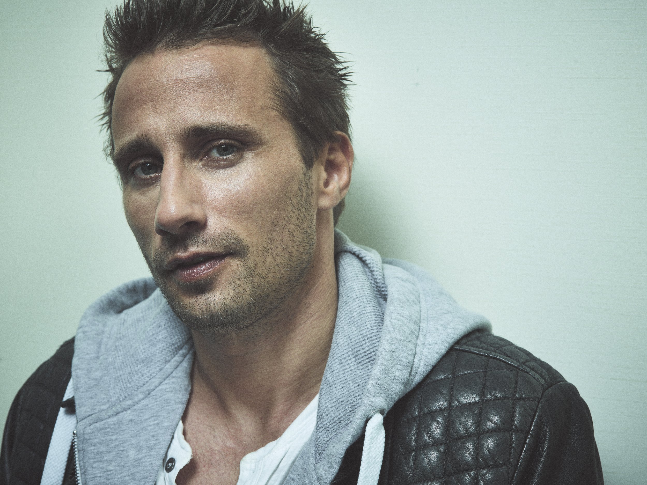 arno-lam-fashion-portrait-paris-matthias-schoenaerts-2025-0002.jpg