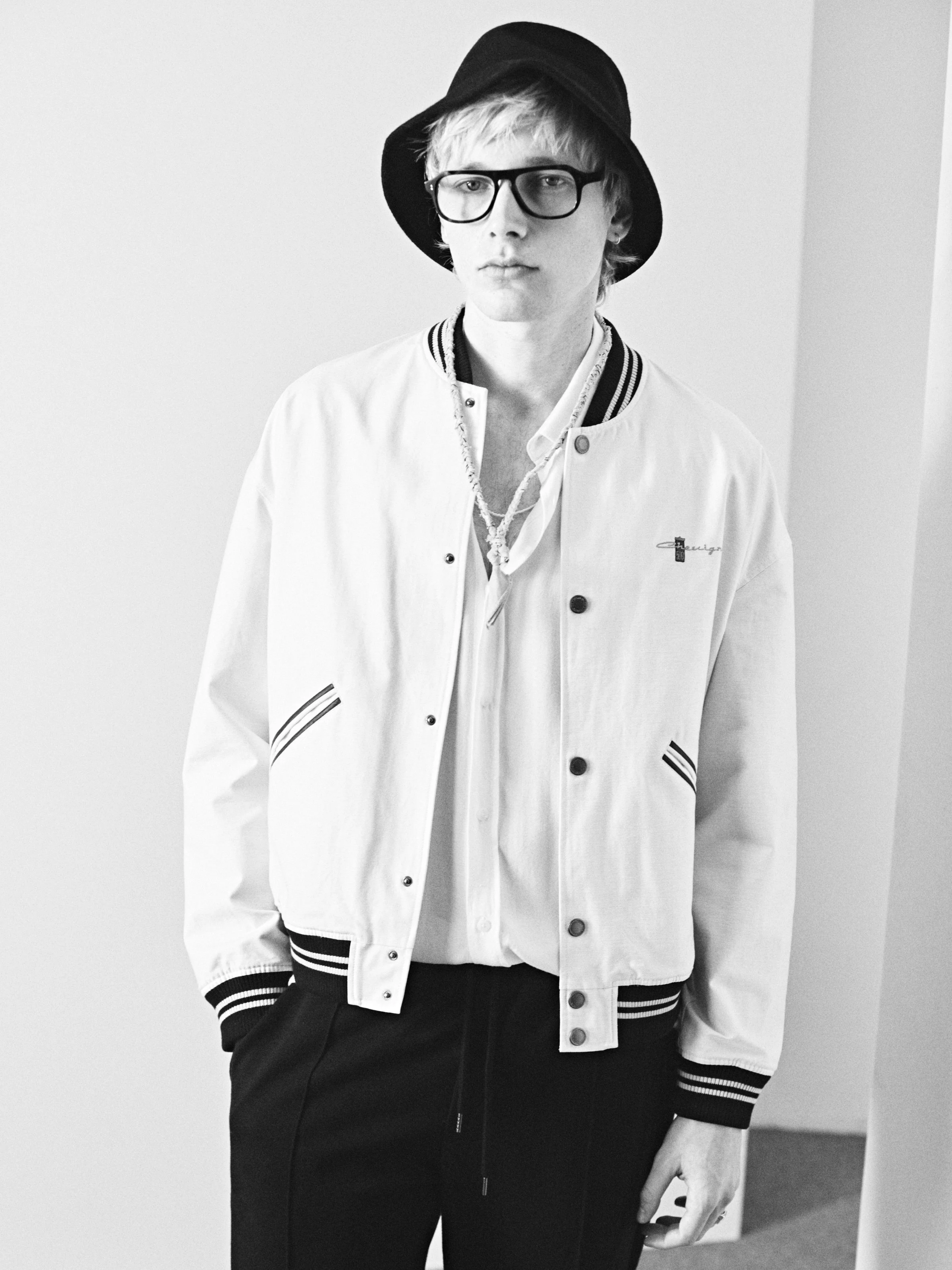 arno-lam-fashion-portrait-paris-chevignon-2025-0016.jpg
