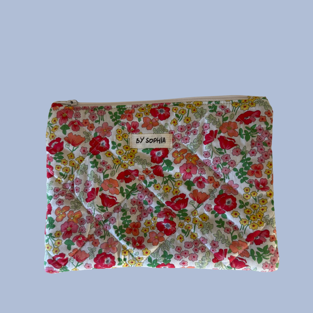 Aurelia Essentials Pouch