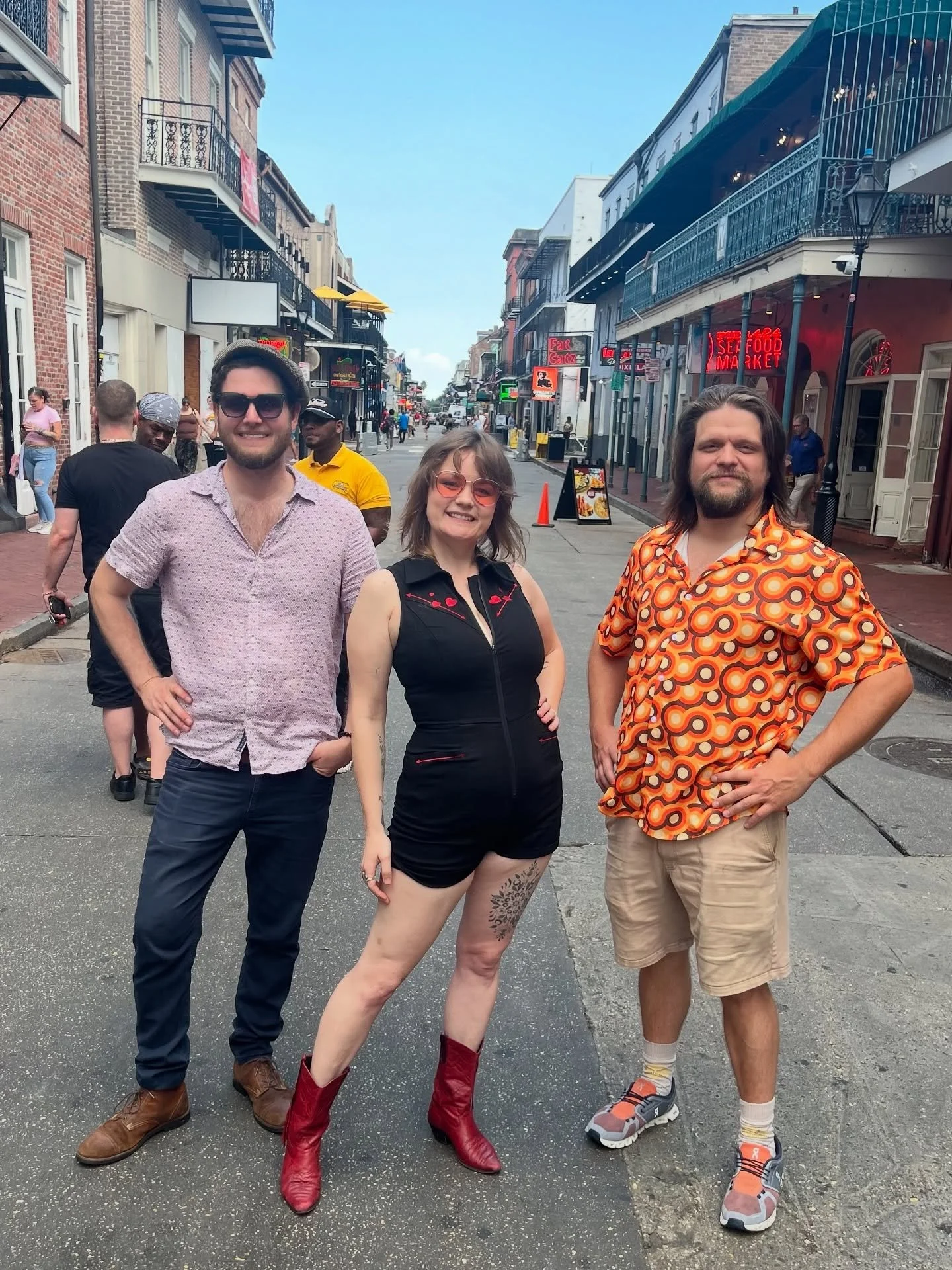 Back out on Bourbon! It was awesome fun today, singing to the fine tourists of New Orleans. We&rsquo;ve been sneakily sliding our homegrown tunes into the sets and no one&rsquo;s protested yet. Hope to see you out there!

#bourbonstreet #neworleansmu