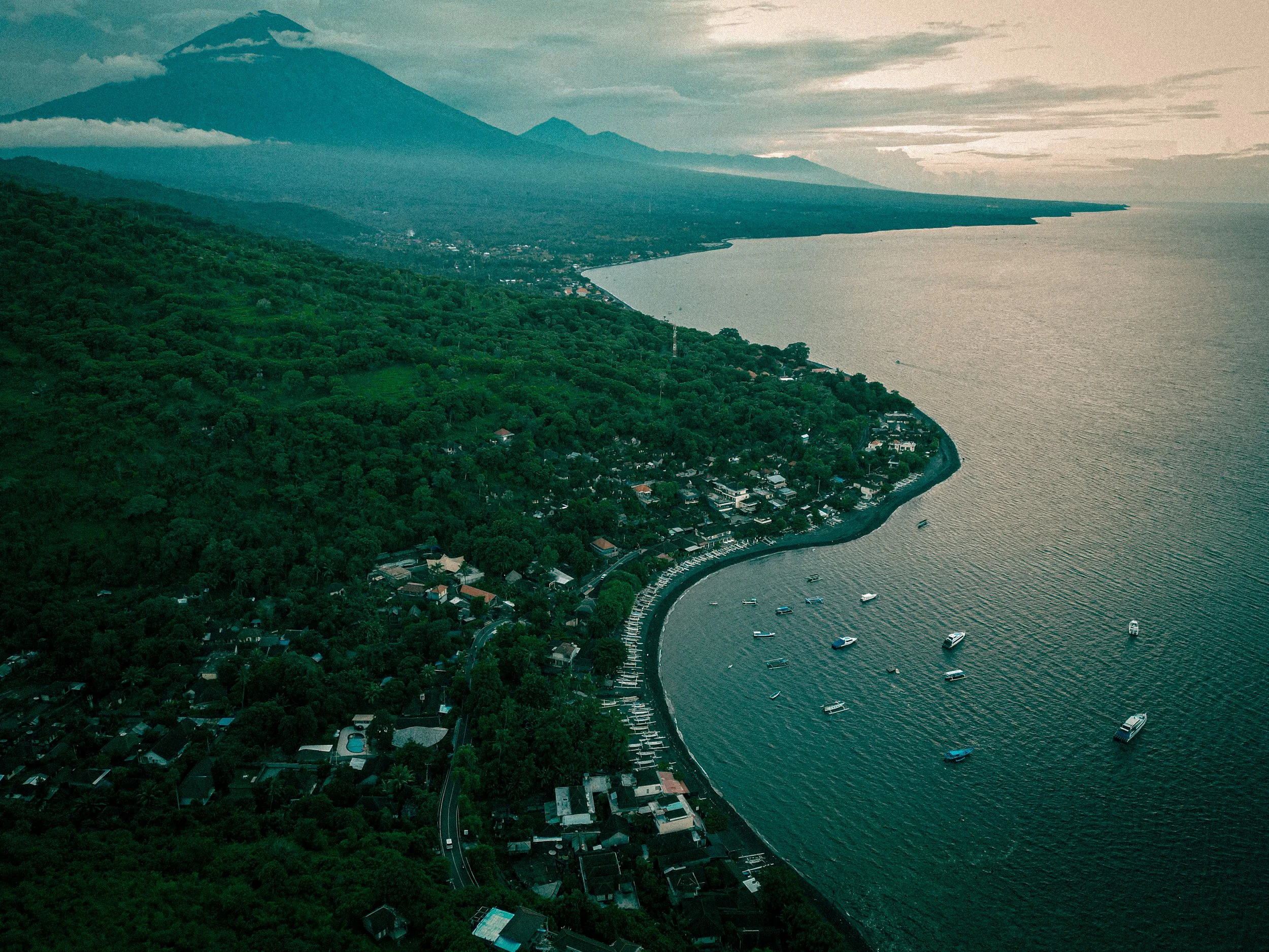 Routes that reveal the island's most majestic water falls, beaches, temples.