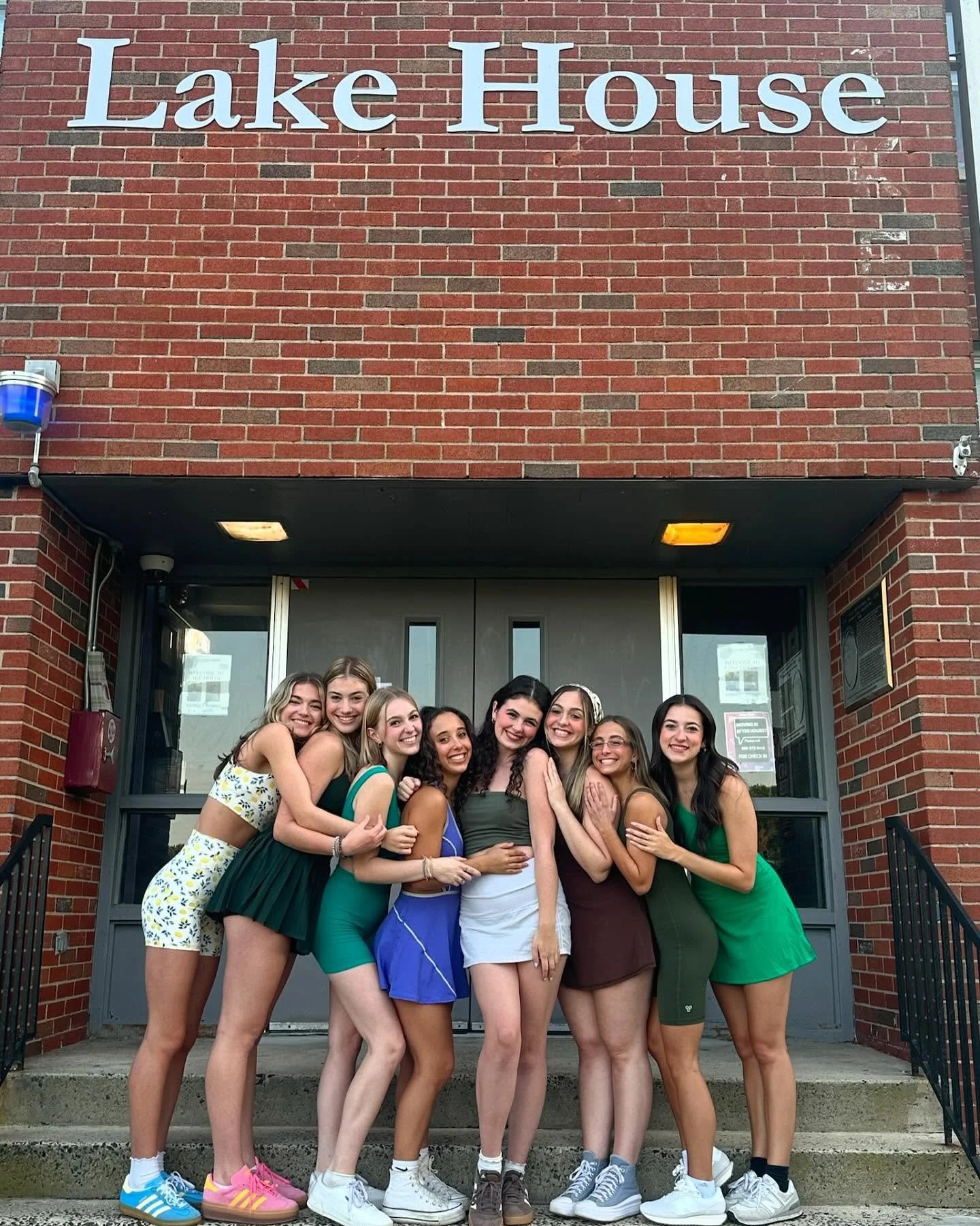 hiii no longer in cortland ny&hellip;.last fall semester in the books❤️ eternally grateful for where i am and the people i am surrounded by&hellip;..last semester here we come!🥹