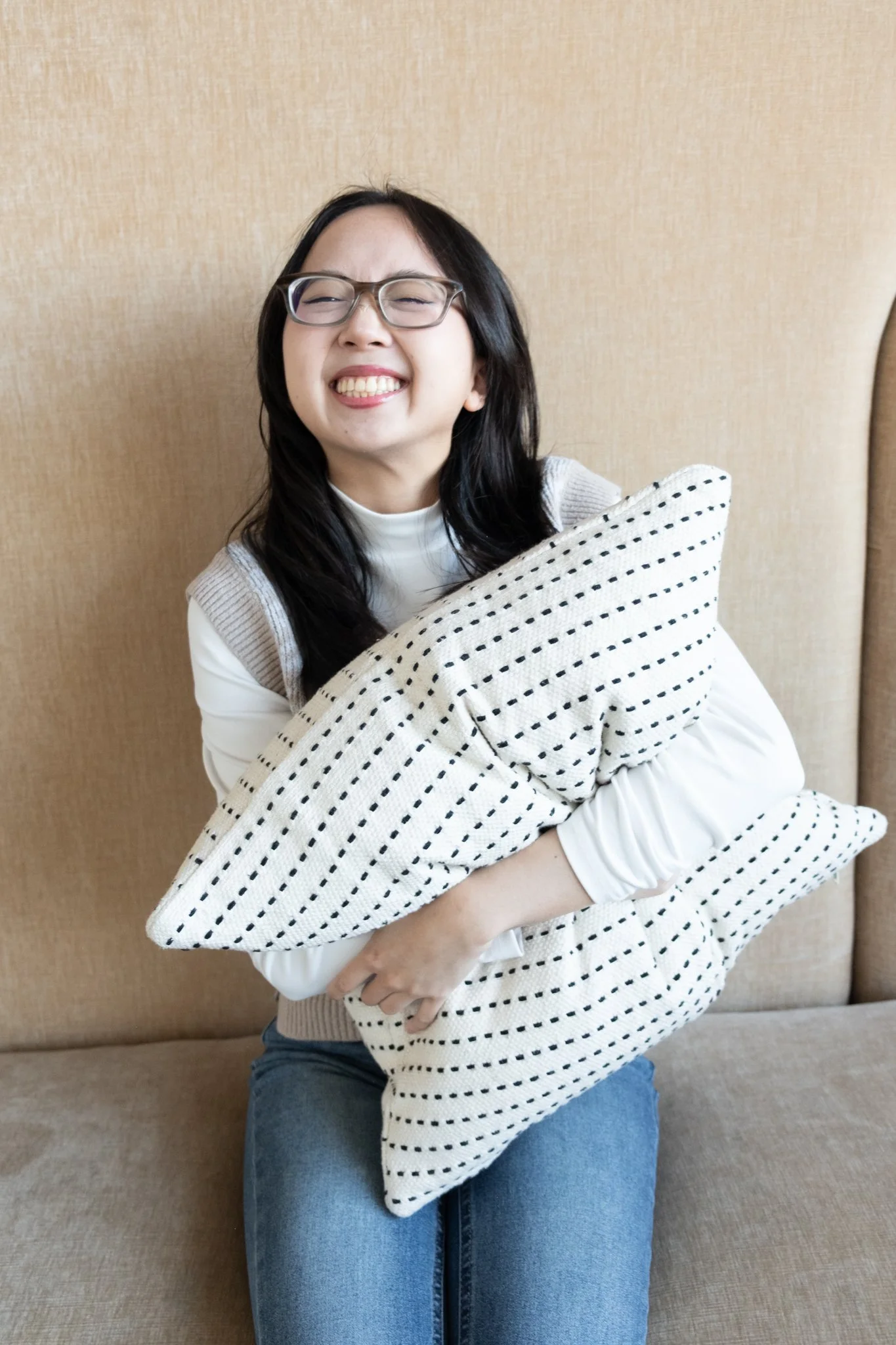 Headshots_April25_Hoang_Web-09.jpg