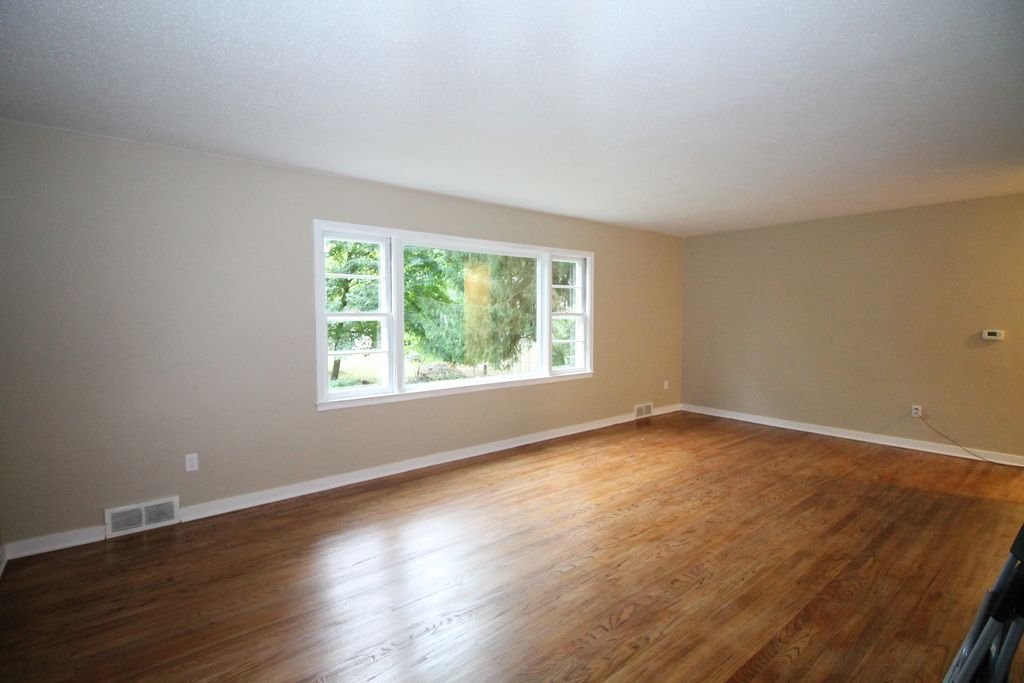 living room2.jpg