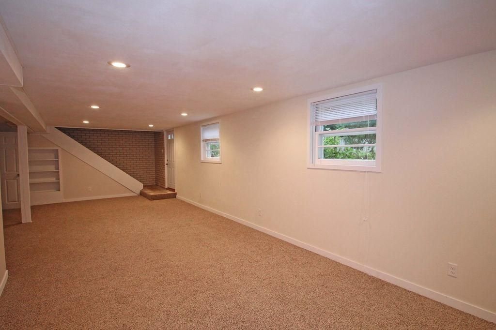 basement2.jpg