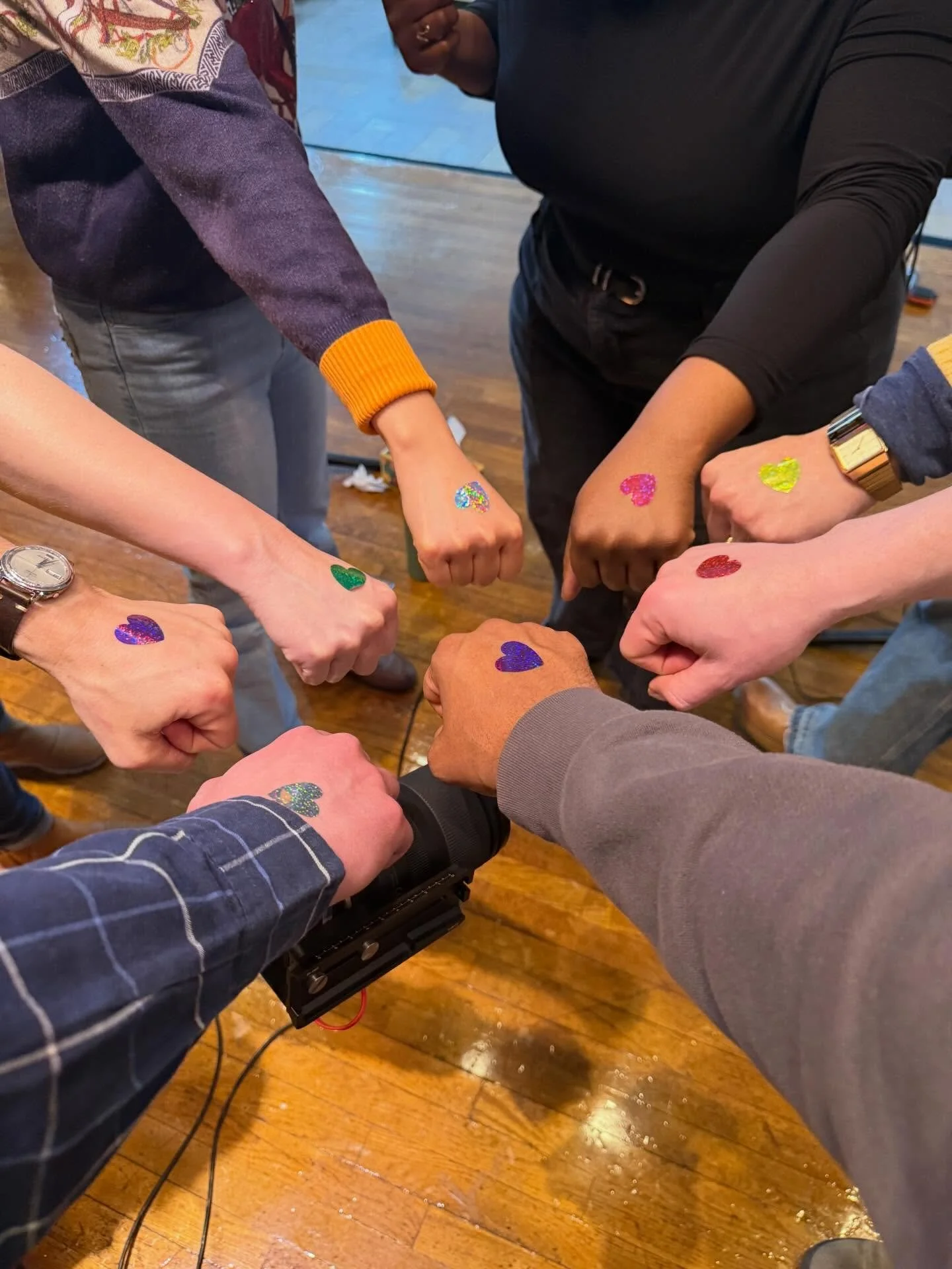 One of the highlights of worship came before service even started. Young Will brought a roll of heart stickers and wanted to give them to everyone on the worship team. It&rsquo;s amazing how a small act of generosity can be such a blessing 😁 thanks 