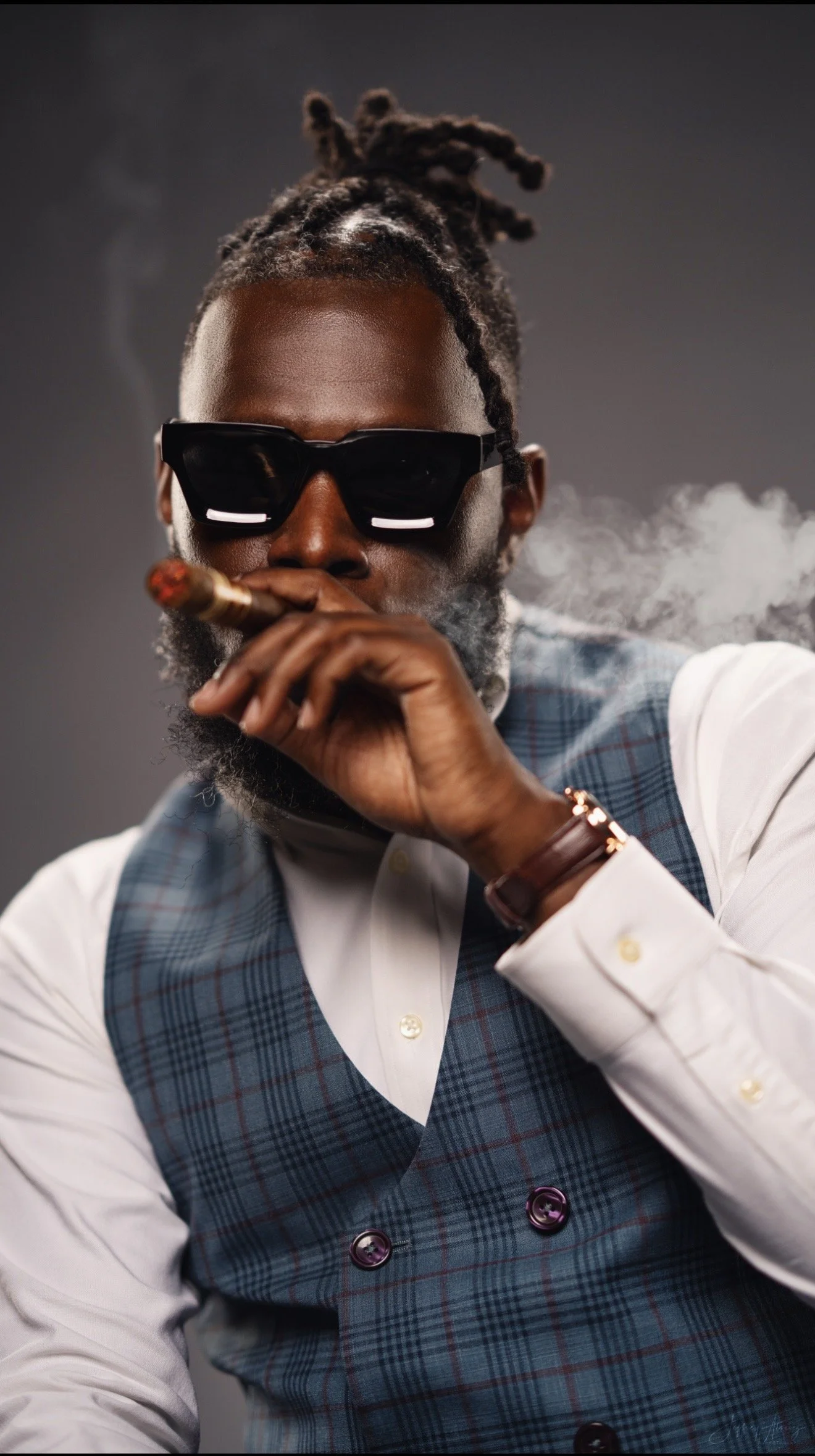 Artist Achievement: Lo $teve Launches New Website