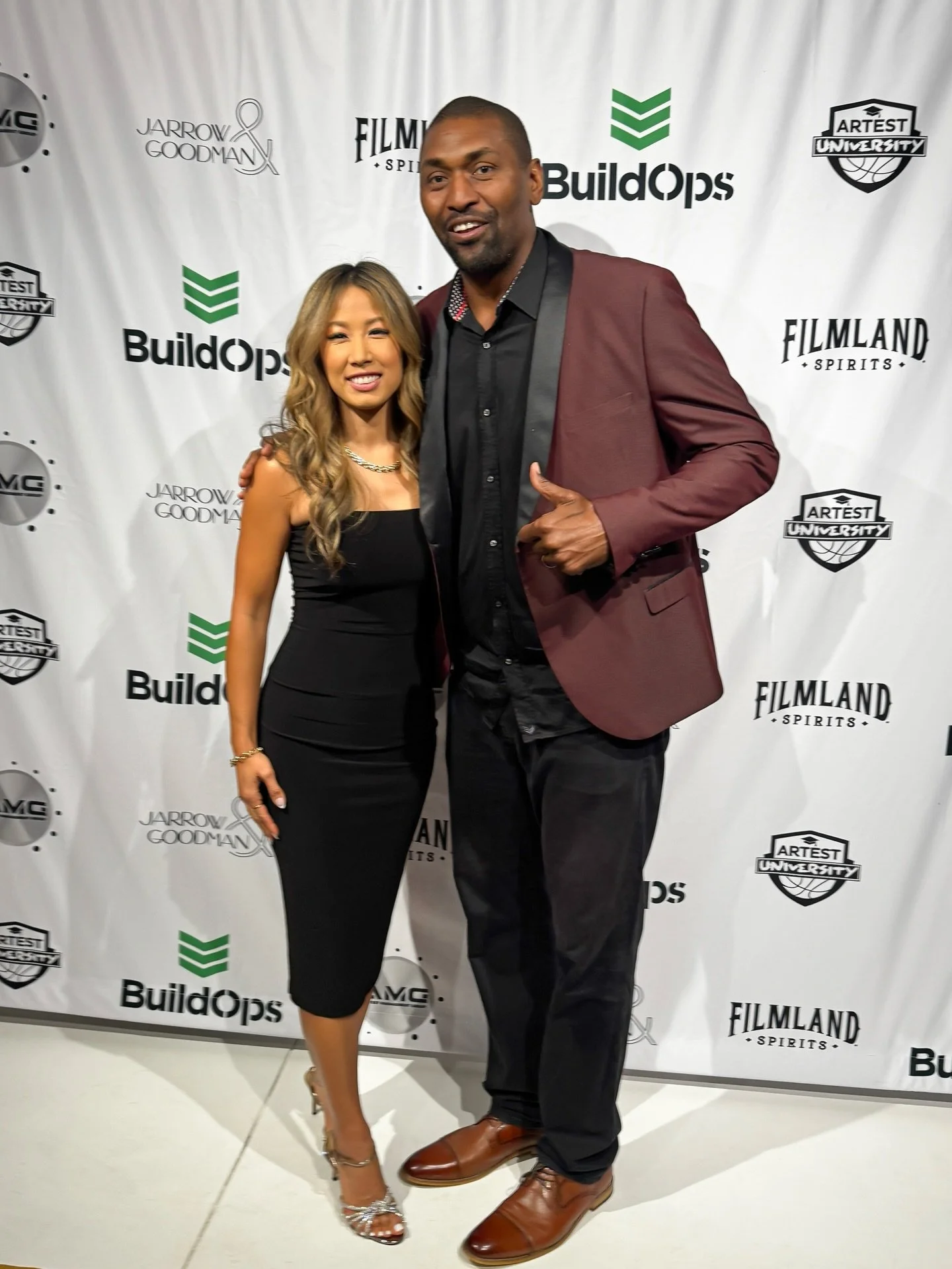 Celebrated @mettaworldpeace37 birthday alongside an incredible room of entrepreneurs, innovators, leaders, and changemakers. Loved seeing philanthropy and business collide in a room full of people committed to impact, community growth, and collaborat