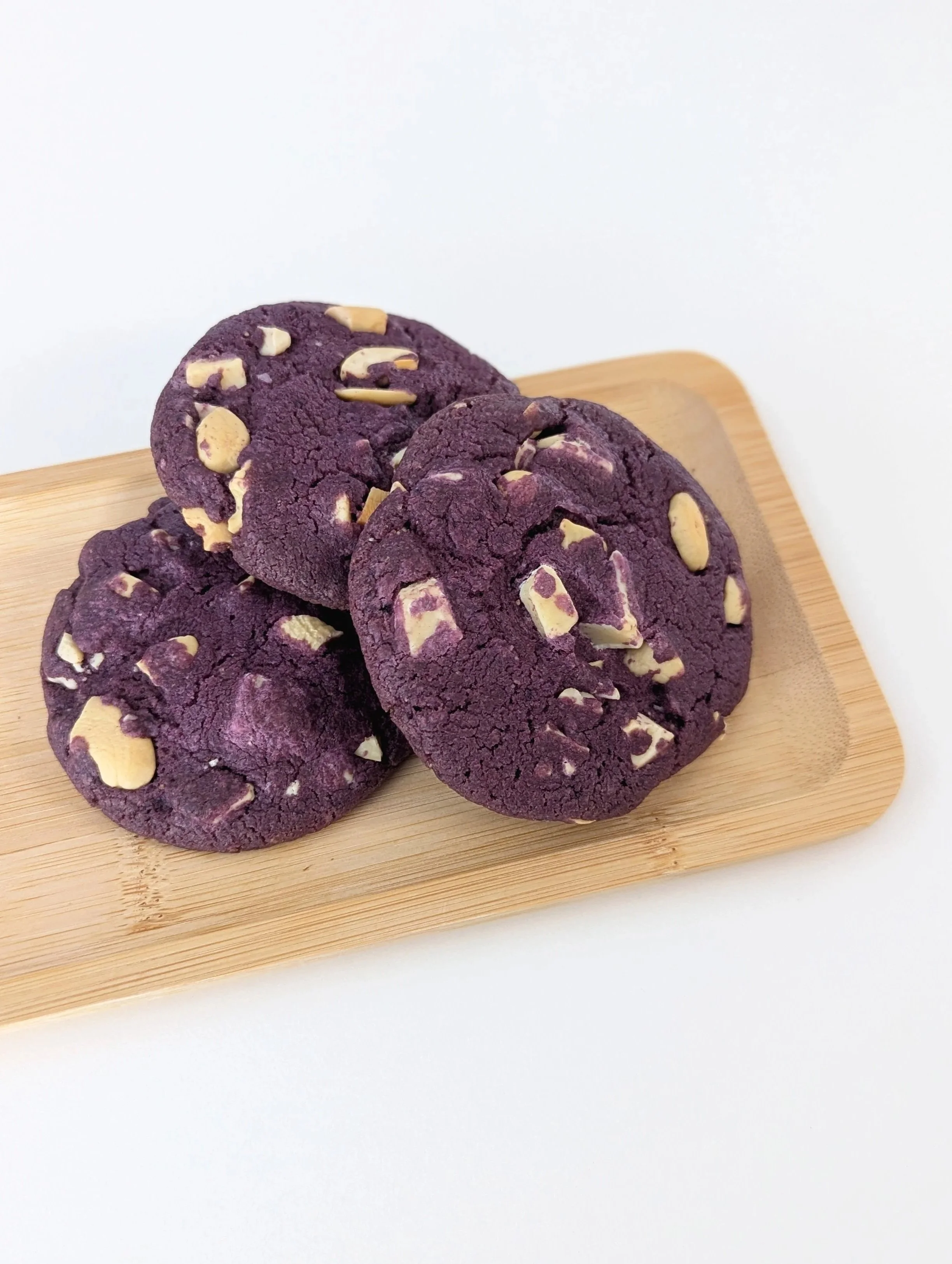 Cookies_Ube+Cashew+White+Chocolate_on+tray_01.jpg