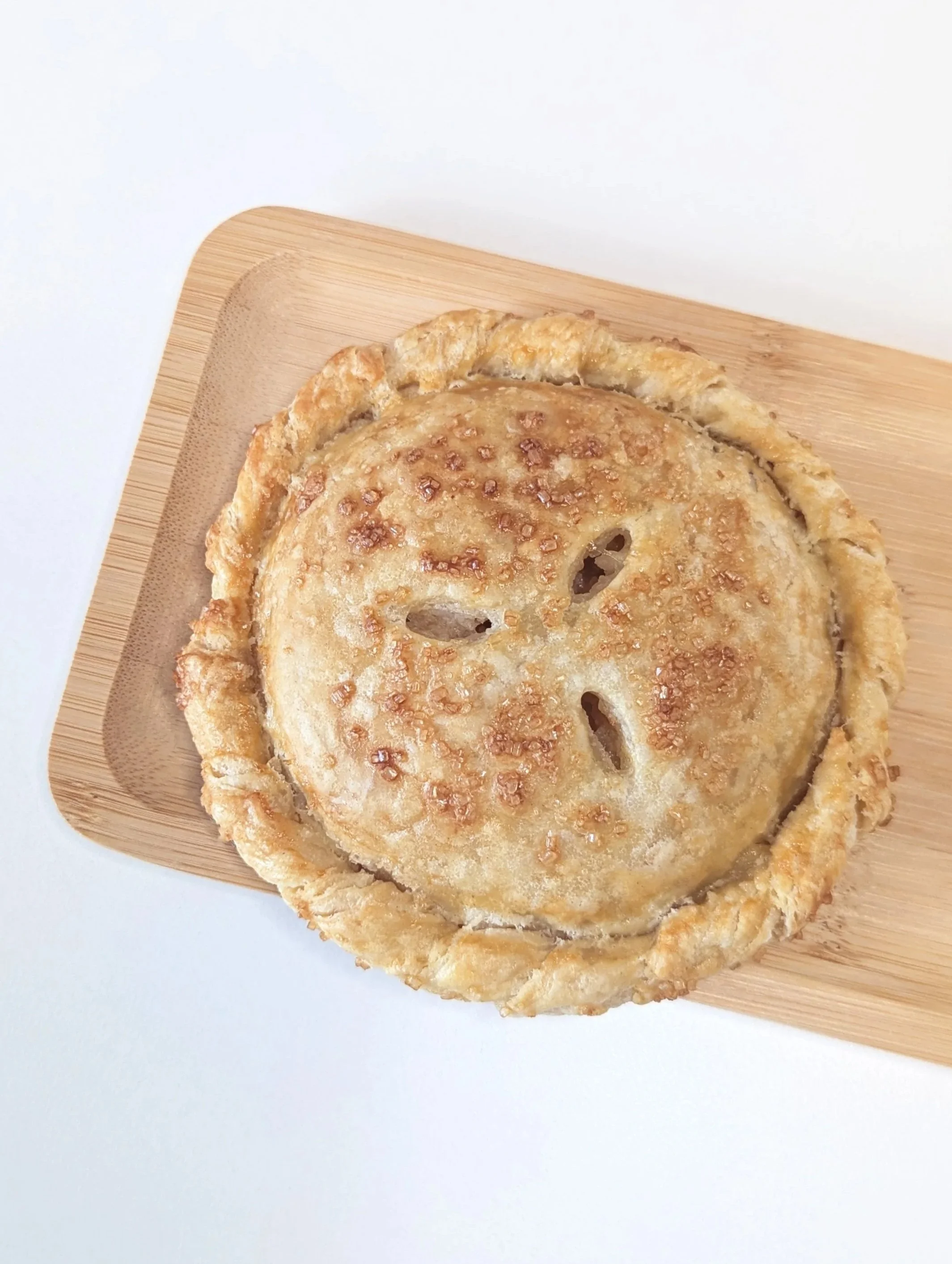 Hand+Pies_Pear+Ginger_on+tray_01.jpg