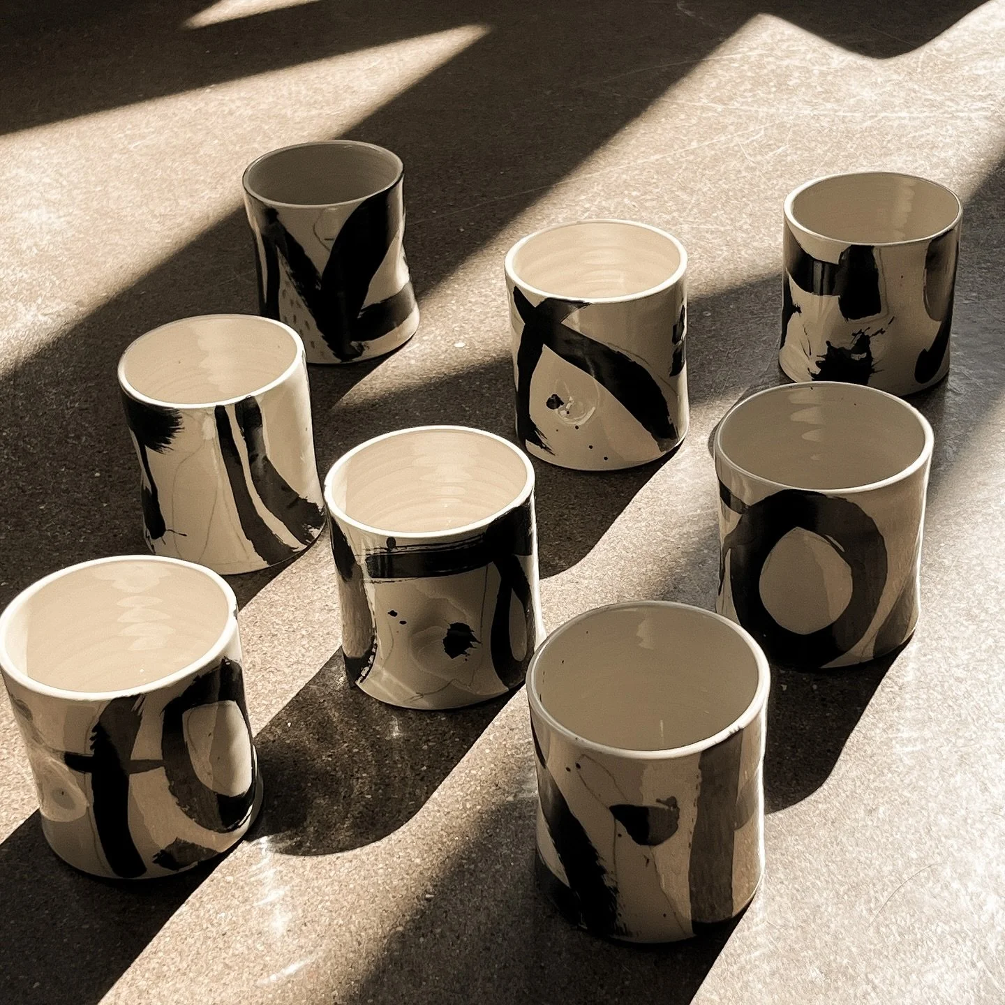 Everyday cups, left simple with some mark making. 

#ceramics #potterydesign #everydayceramics #functionalart #ceramicartist #kwartists #canadianceramics