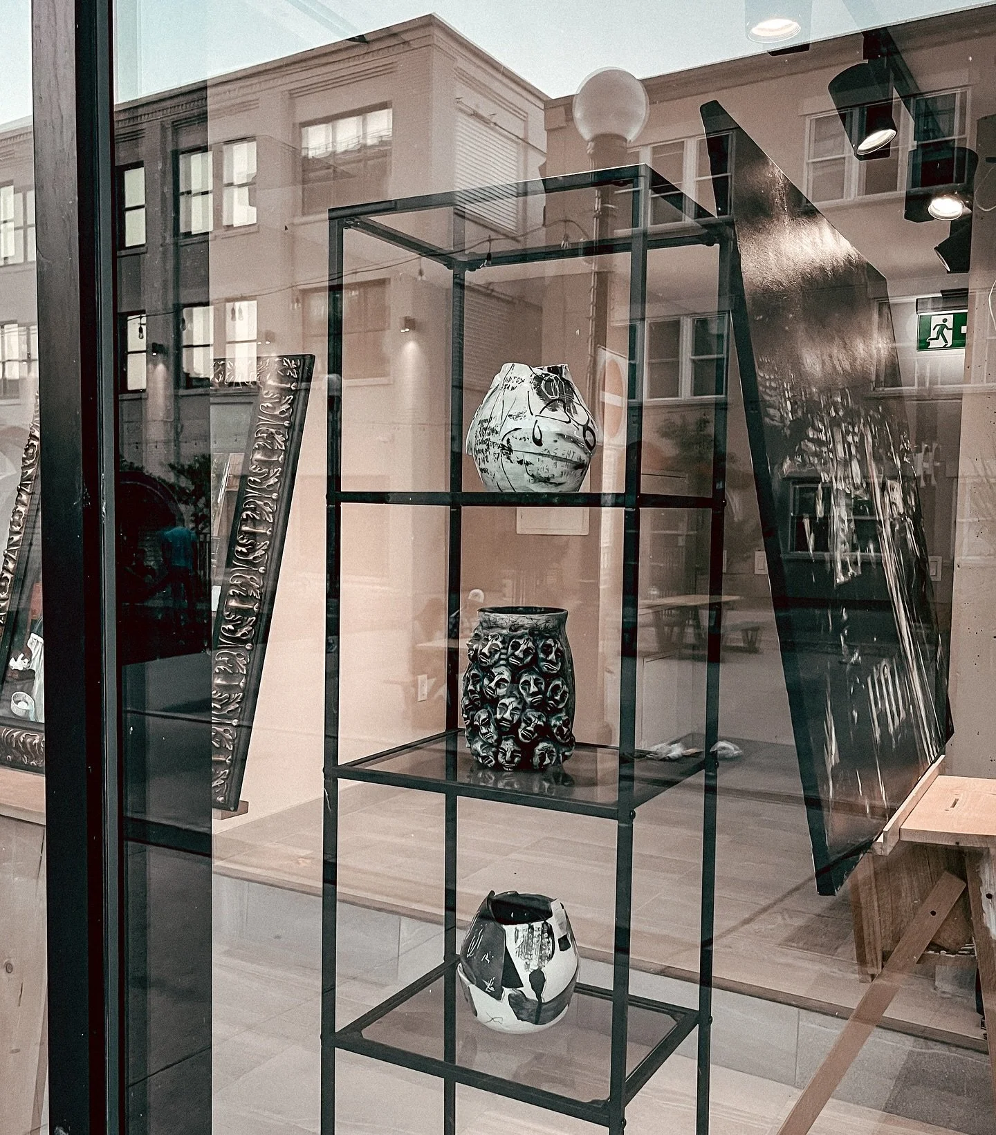 A few of my pieces are now showing at Charlie West Gallery &mdash; stop by if you&rsquo;re in downtown Kitchener. 

#ceramicart #ceramicartist #kwartists #dtkitchener #wheelthrownceramics #wheelthrownandaltered #ceramicvessel #canadianceramics #canad