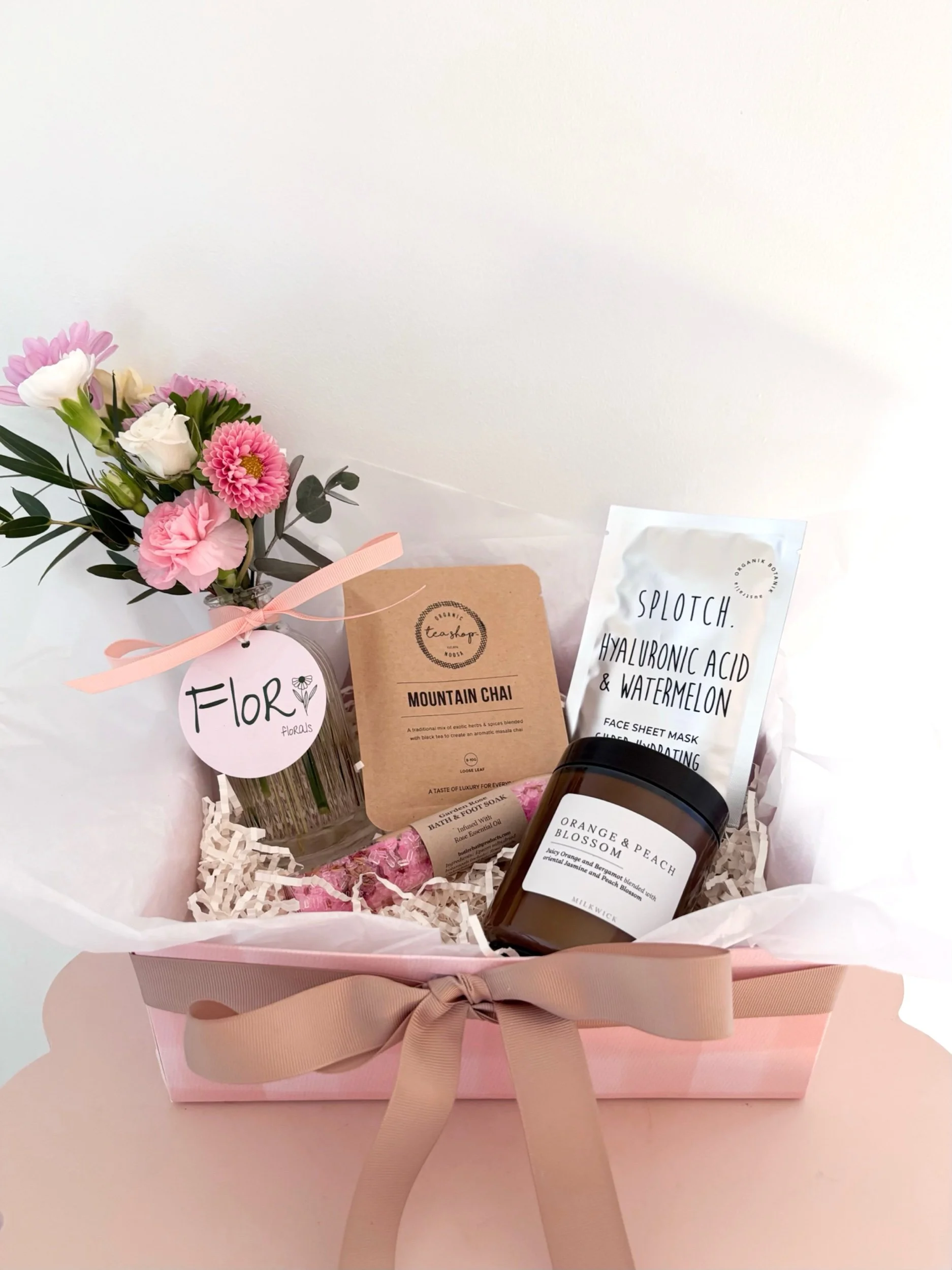 Bloom & Bliss Gift Box - Flor Florals - Cairns Florist, Flower Delivery Cairns - ,Same day flower delivery Cairns.