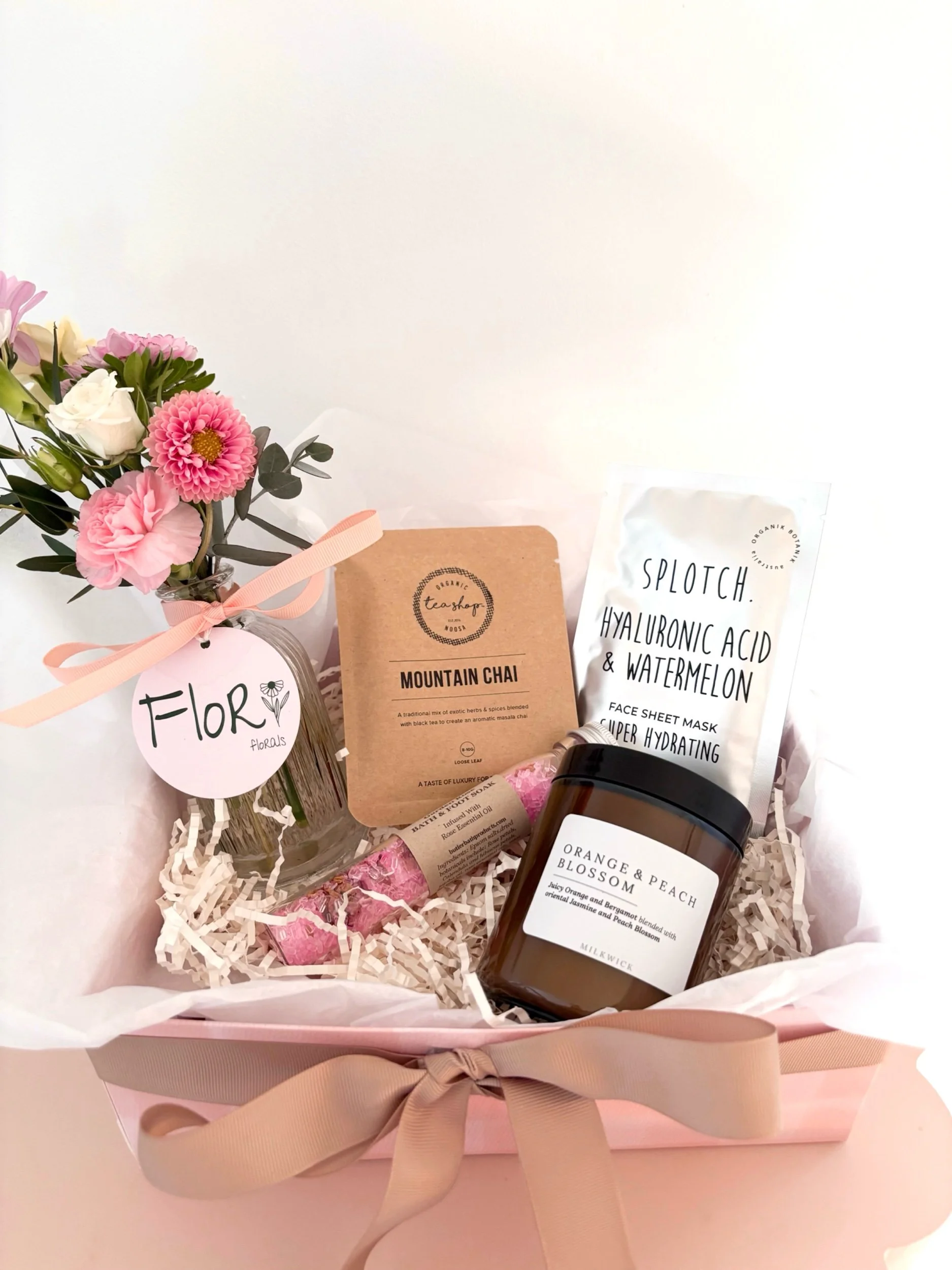 Bloom & Bliss Gift Box - Flor Florals - Cairns Florist, Flower Delivery Cairns - ,Same day flower delivery Cairns.