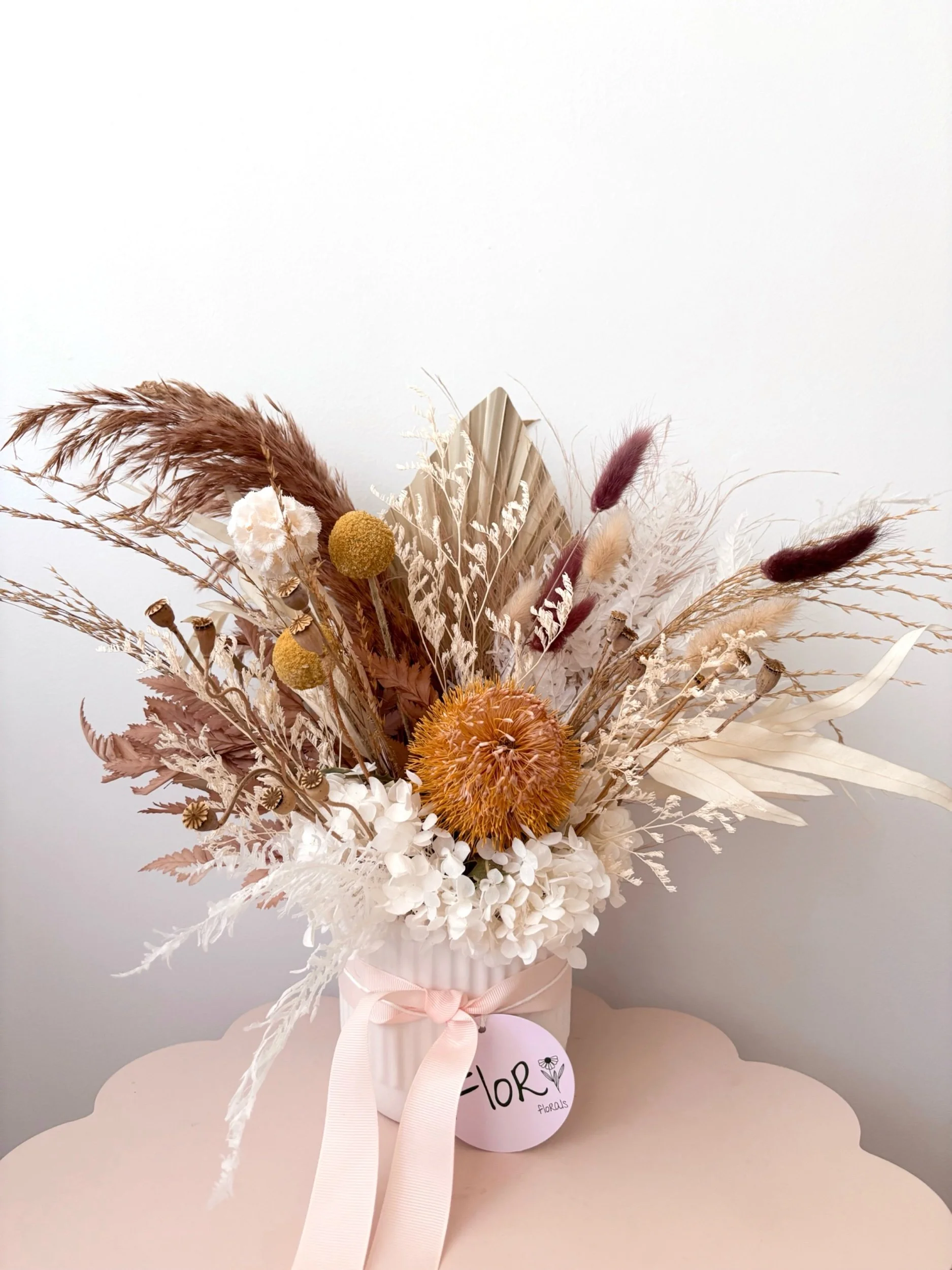 Neutral Dried Arrangement - Flor Florals - Cairns Florist, Flower Delivery Cairns - ,Same day flower delivery Cairns.