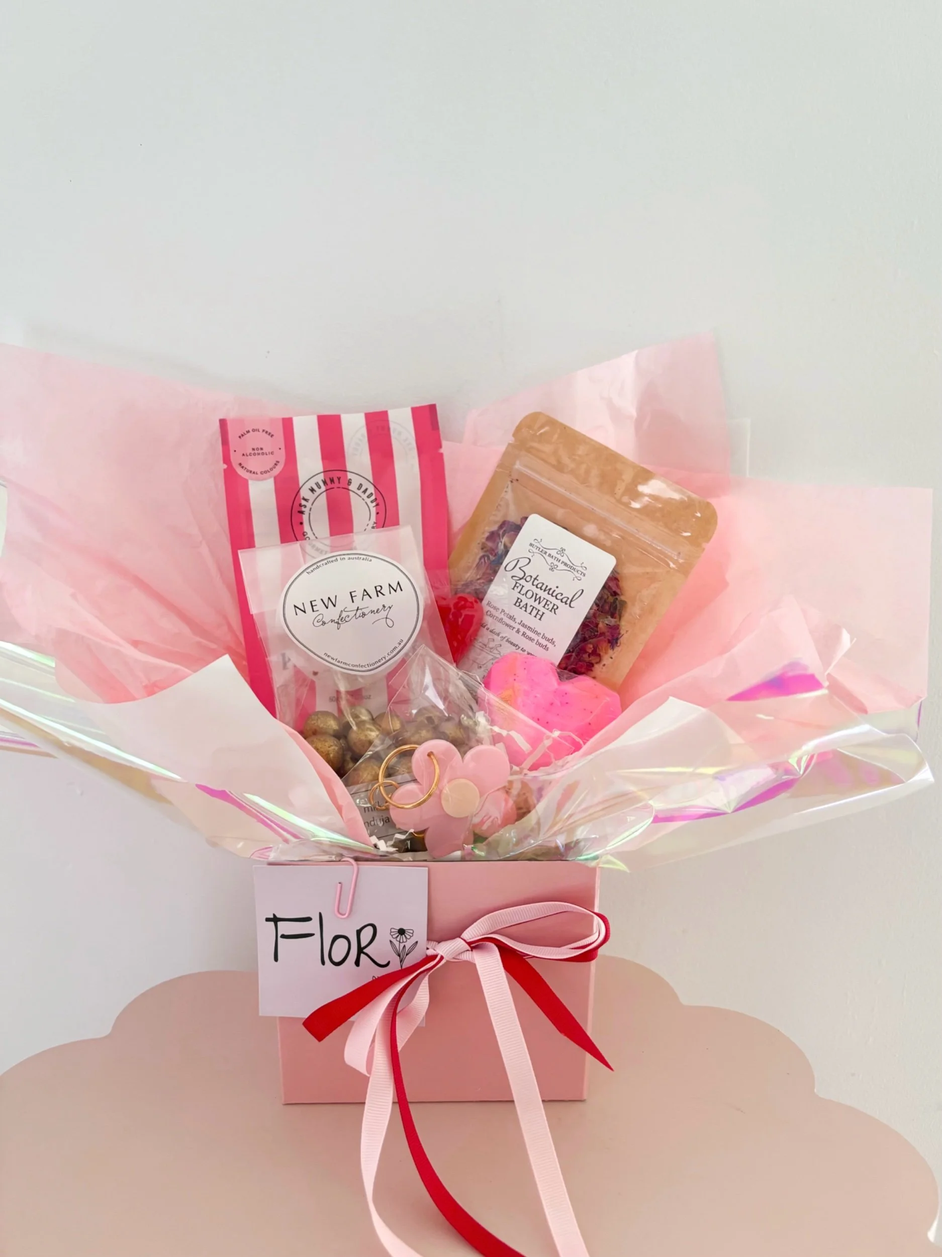 VALENTINE’S DAY - gift box! - Flor Florals - Cairns Florist, Flower Delivery Cairns - ,Same day flower delivery Cairns.