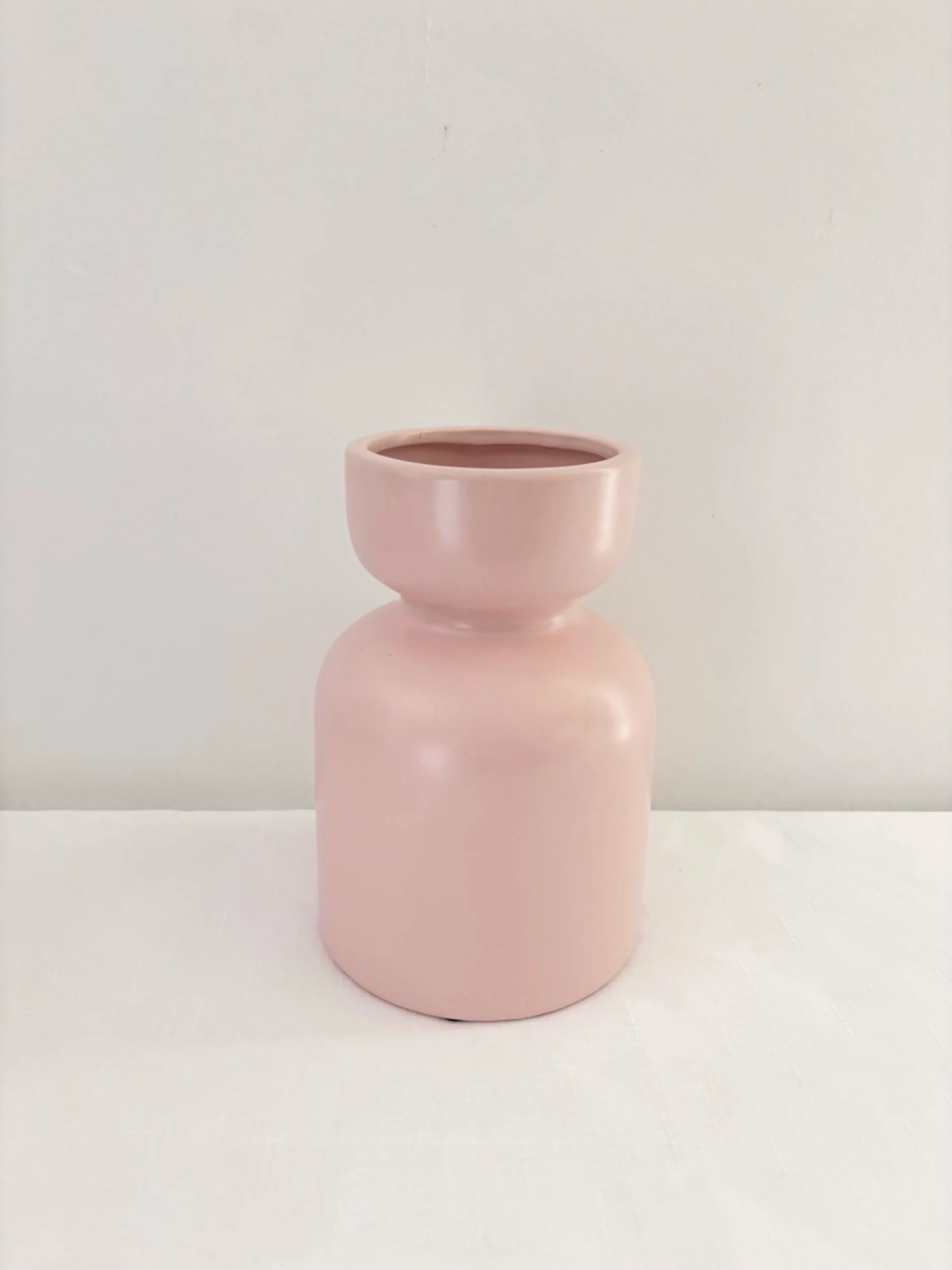 Flor’s Signature “Florist’s Choice” Vase Arrangement - Flor Florals - Cairns Florist, Flower Delivery Cairns - ,Same day flower delivery Cairns.