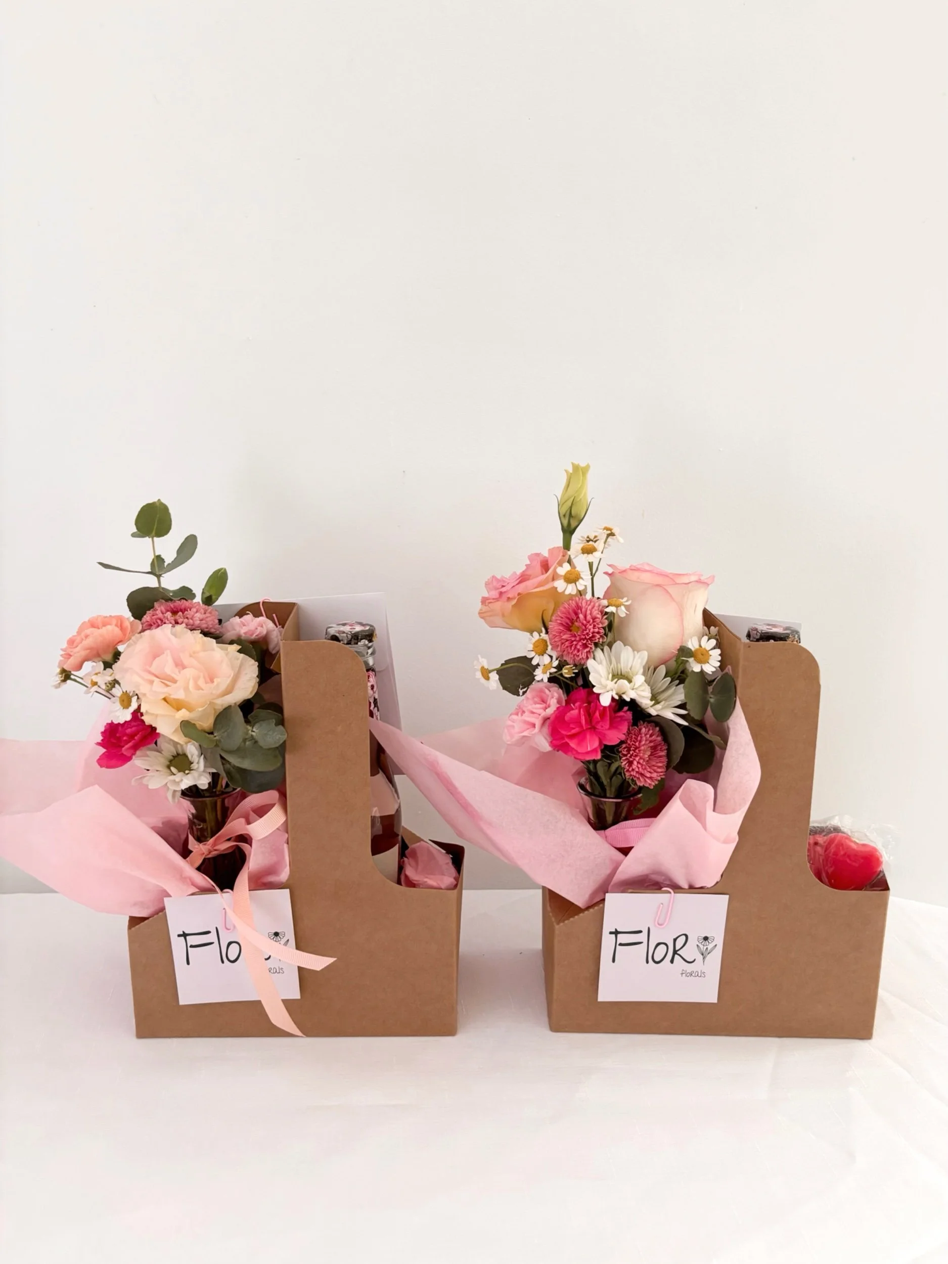 The weekend starter - Flor Florals - Cairns Florist, Flower Delivery Cairns - ,Same day flower delivery Cairns.