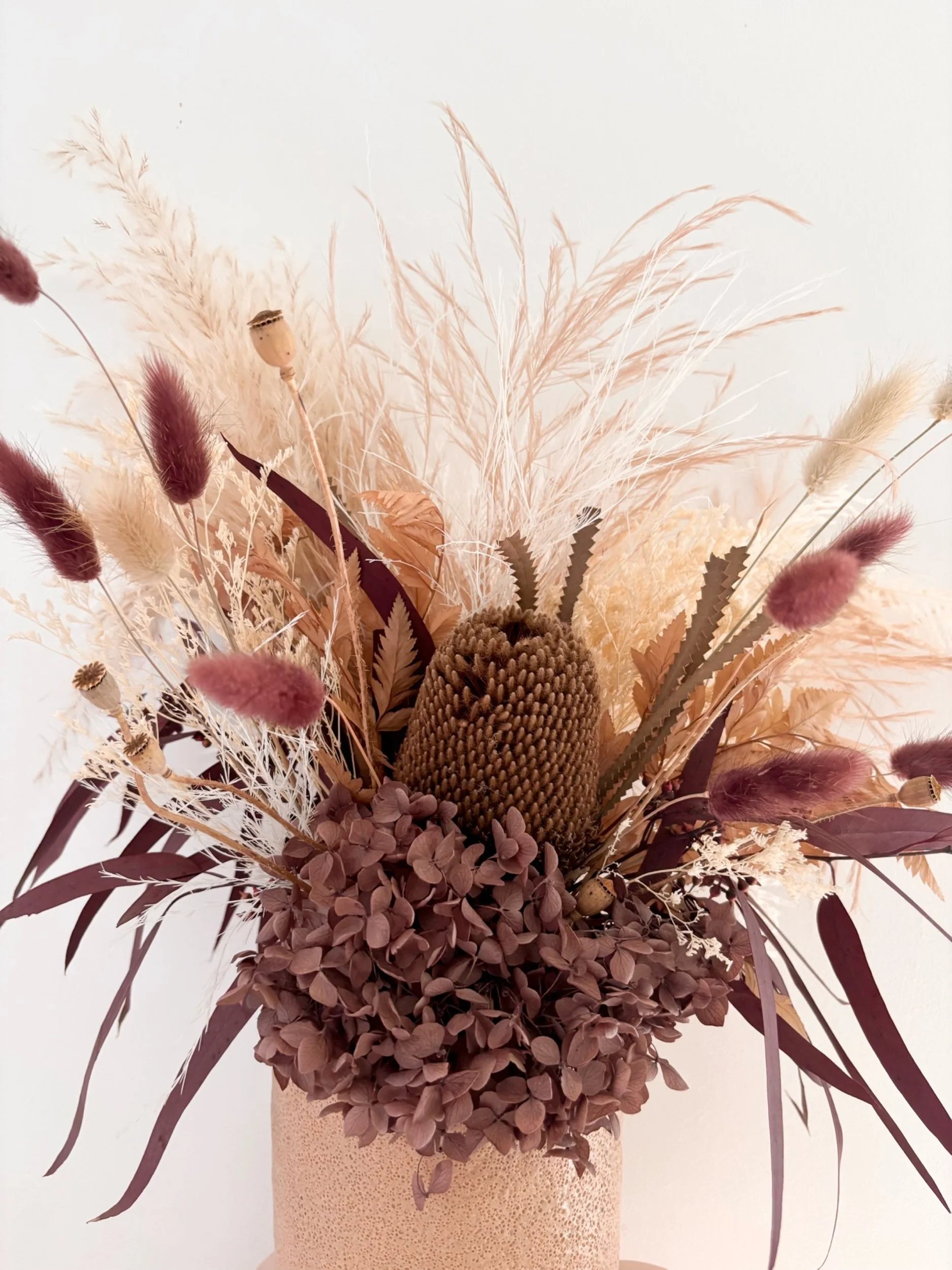 Mocha Dried Arrangement - Flor Florals - Cairns Florist, Flower Delivery Cairns - ,Same day flower delivery Cairns.