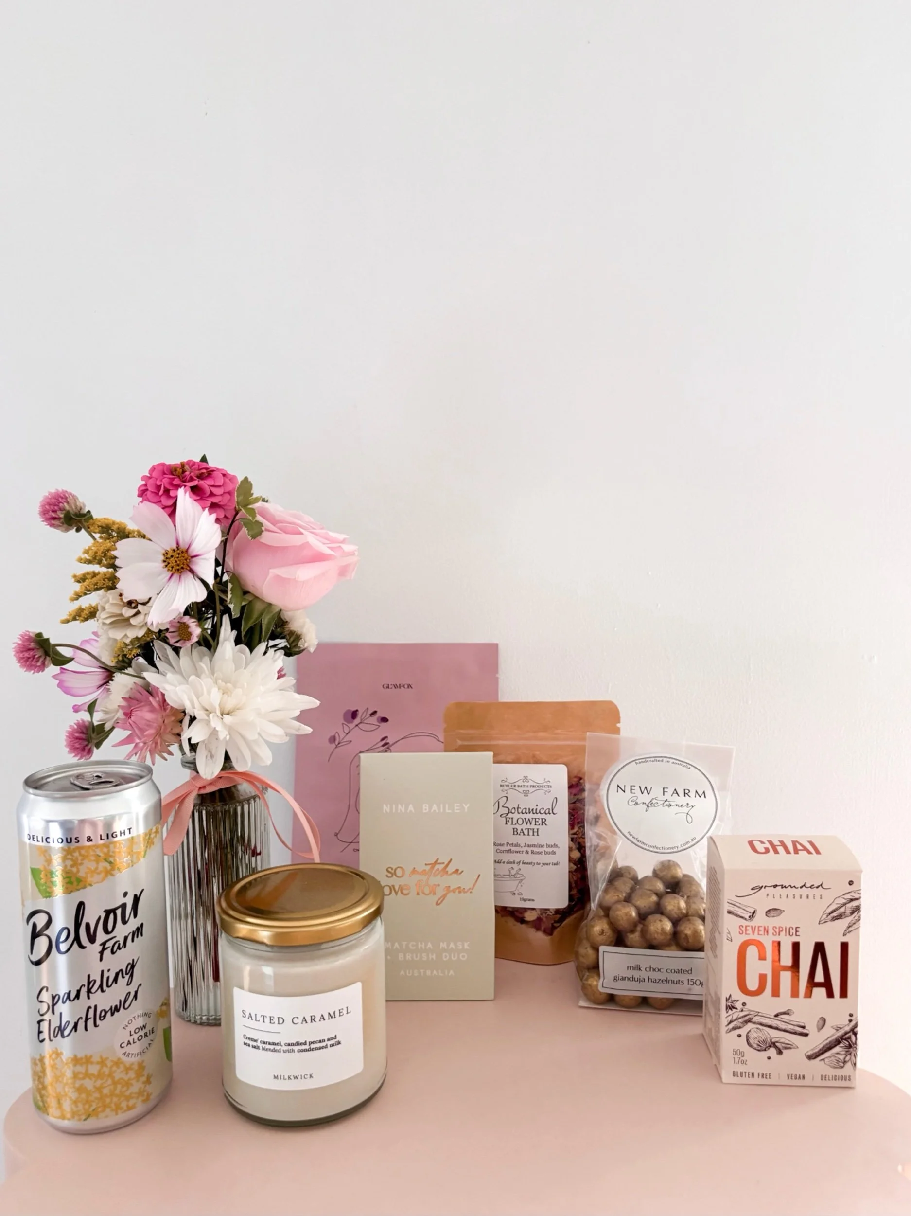 MOTHER'S DAY Deluxe gift box 🤍 - Flor Florals - Cairns Florist, Flower Delivery Cairns - ,Same day flower delivery Cairns.