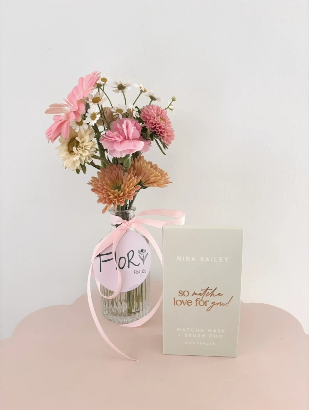 MOTHER'S DAY Mini bloom gift box - Flor Florals - Cairns Florist, Flower Delivery Cairns - ,Same day flower delivery Cairns.