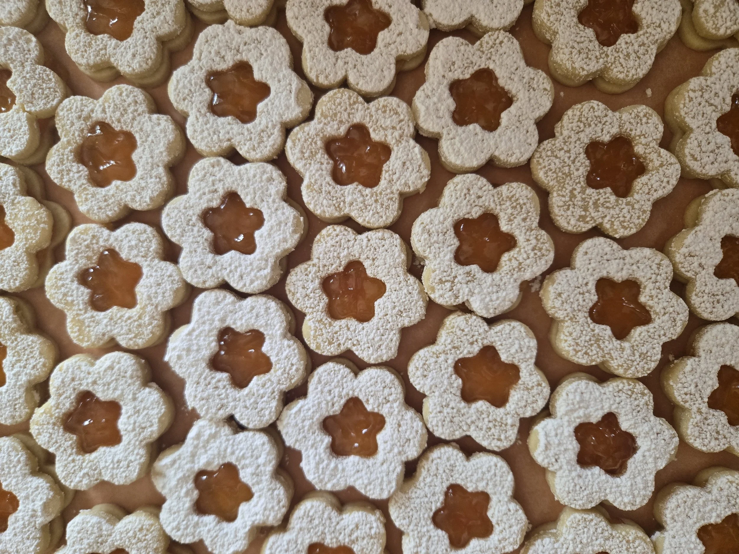 Apricot Linzer Cookie
