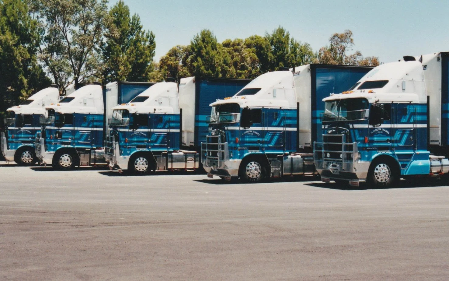 Nuriootpa Traders trucks lined up