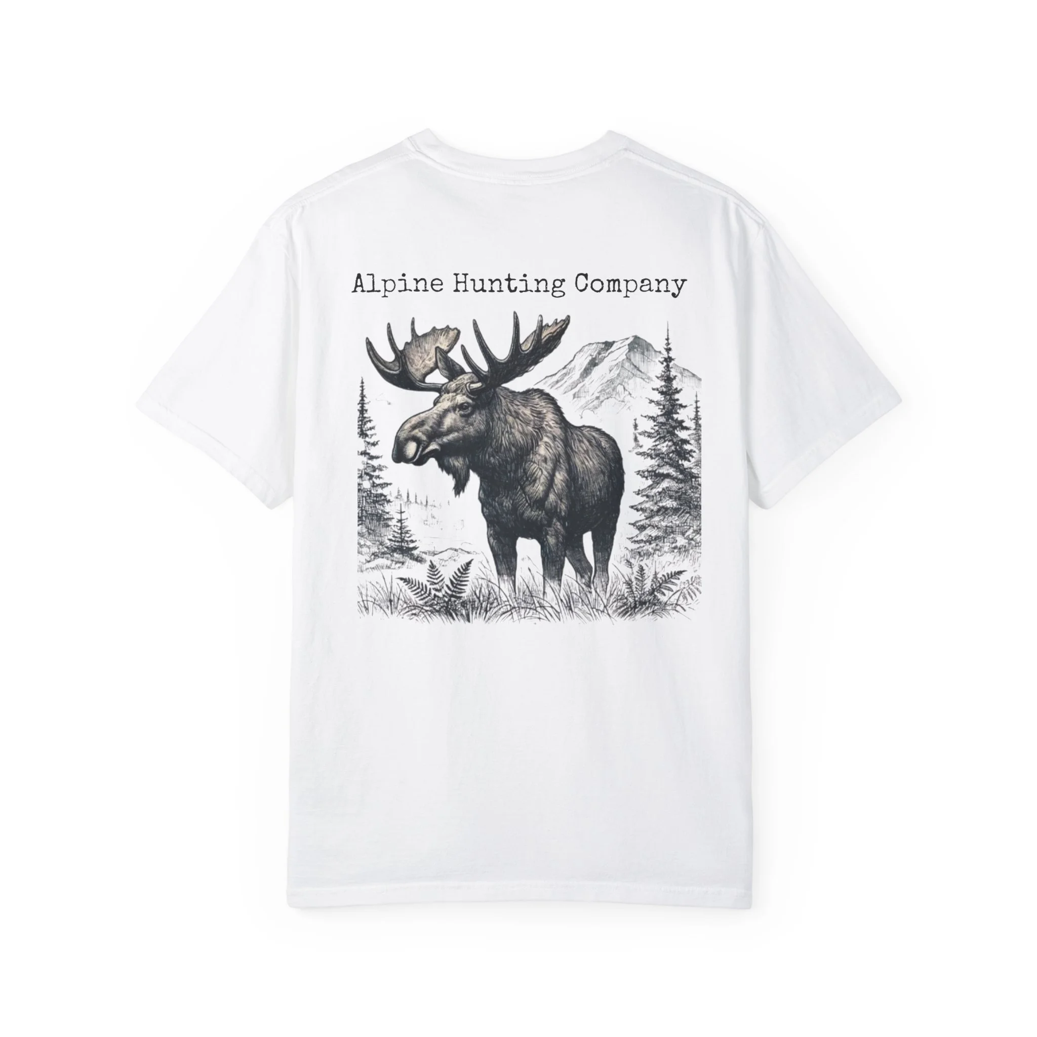 Alpine Moose Graphic T-Shirt for Outdoor Enthusiasts