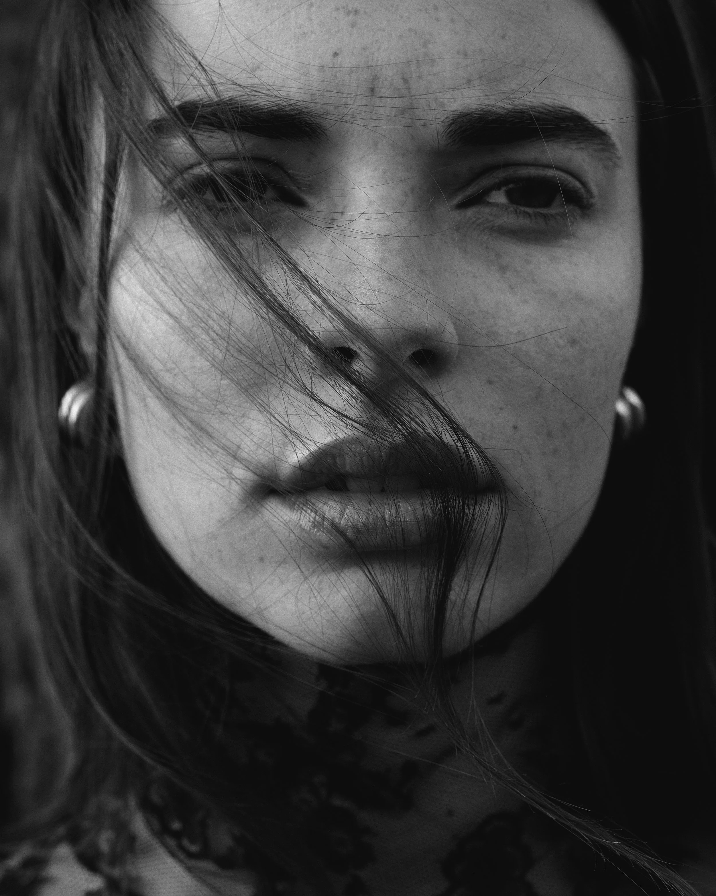 LAURA N 2026 4 copia BN.jpg