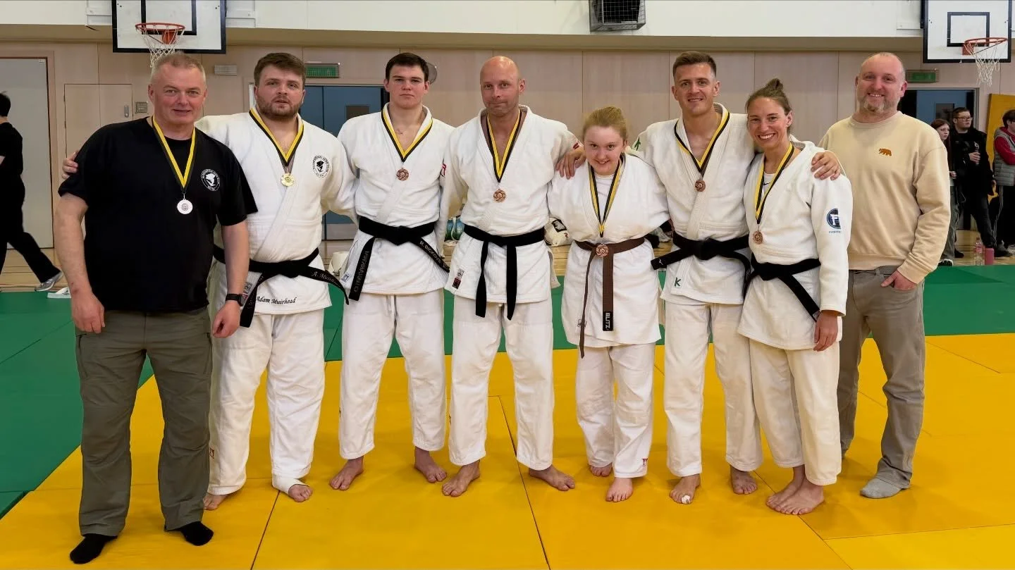 Bronze for Team Cluarankwai at the Glasgow University Student and Senior Teams Competition! 🥋🥉

Well done to Claire, Robyn, Alex, Roberts, Edgar&rsquo;s and Adam on a fantastic performance up against 14 strong teams.