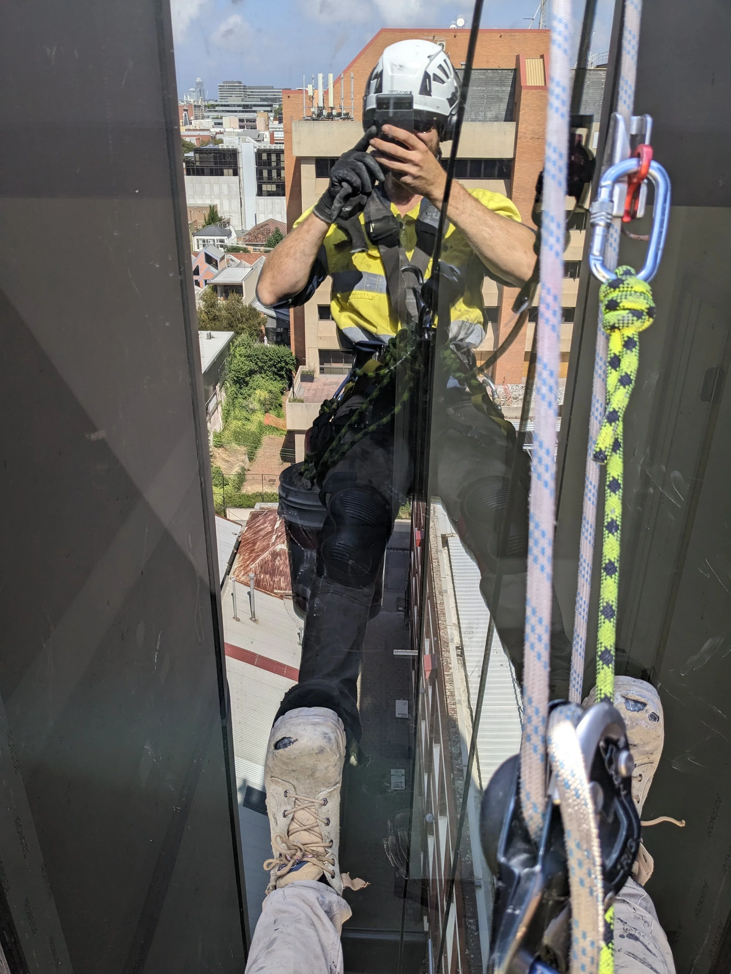 abseil.jpg