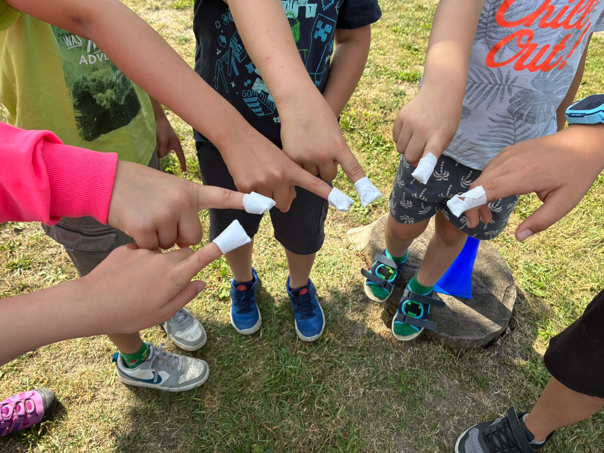 Kinder lernen Erste Hilfe mit Spaß und Teamgeist