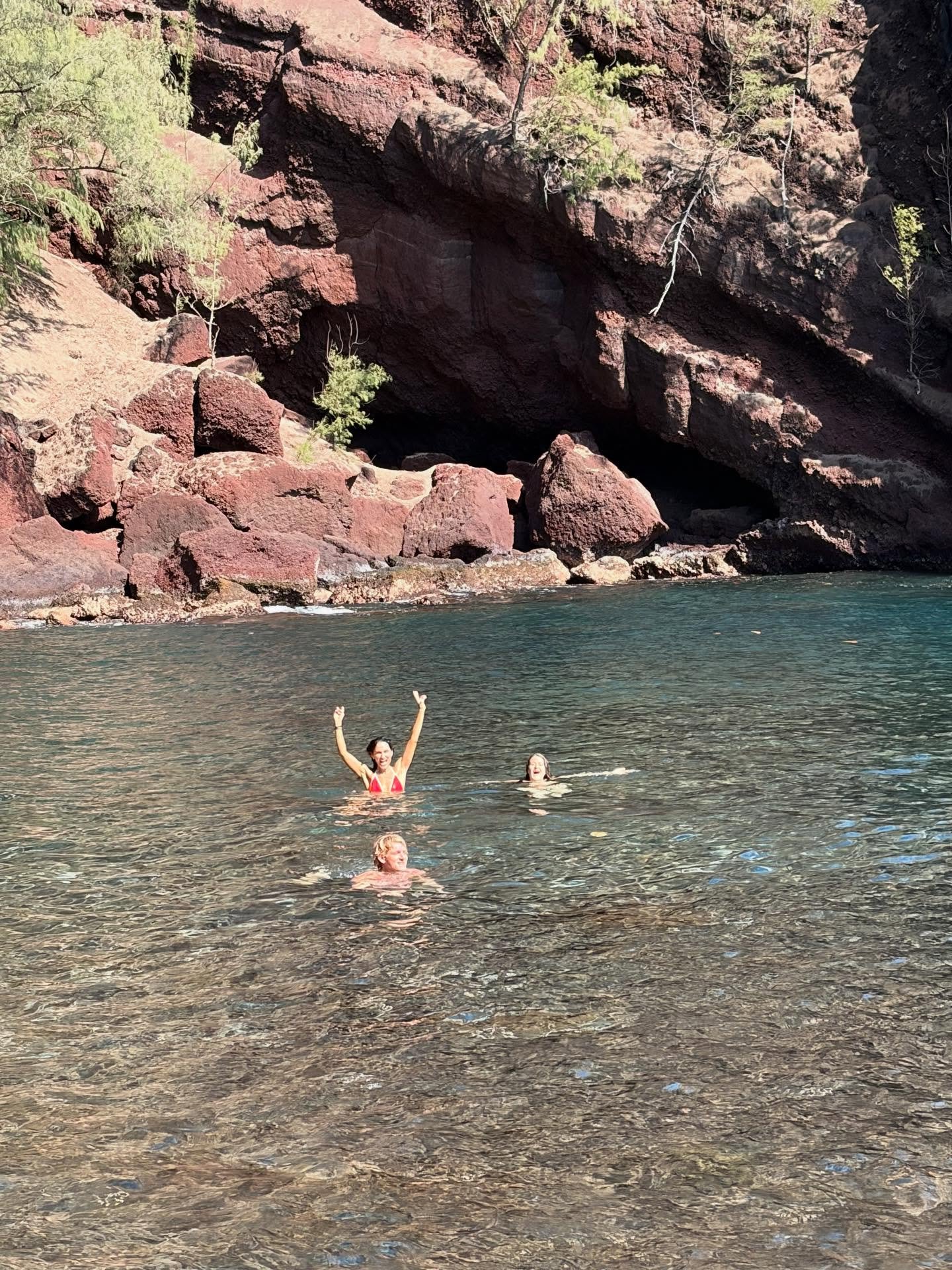Good fun showing legends Liz and Meira around Maui (they scored some fun waves too!)