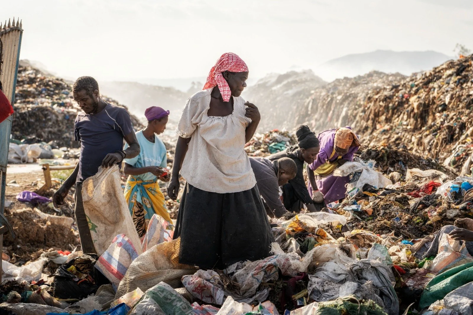 Empower Grassroots Initiatives promotes global environmental justice by centering youth, women, people with disabilities, and marginalized informal workers in climate action. Guided by frontline leaders in the Global South, we push for climate justic