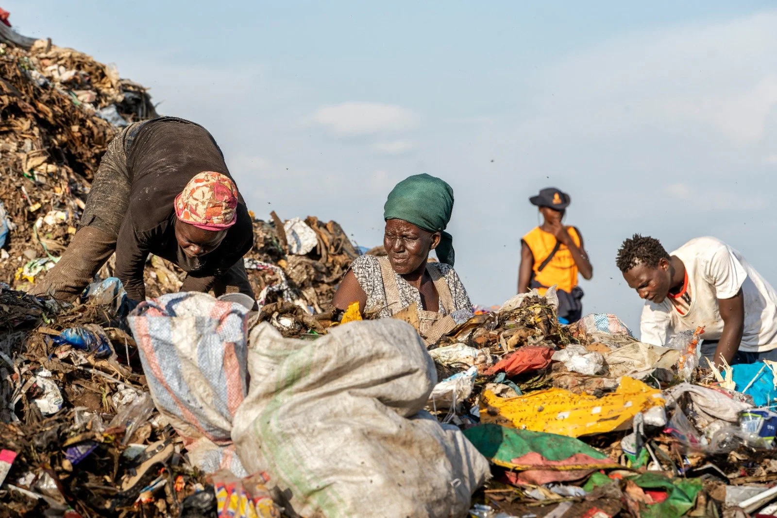 Empower Grassroots Initiatives promotes global environmental justice by centering youth, women, people with disabilities, and marginalized informal workers in climate action. Guided by frontline leaders in the Global South, we push for climate justic