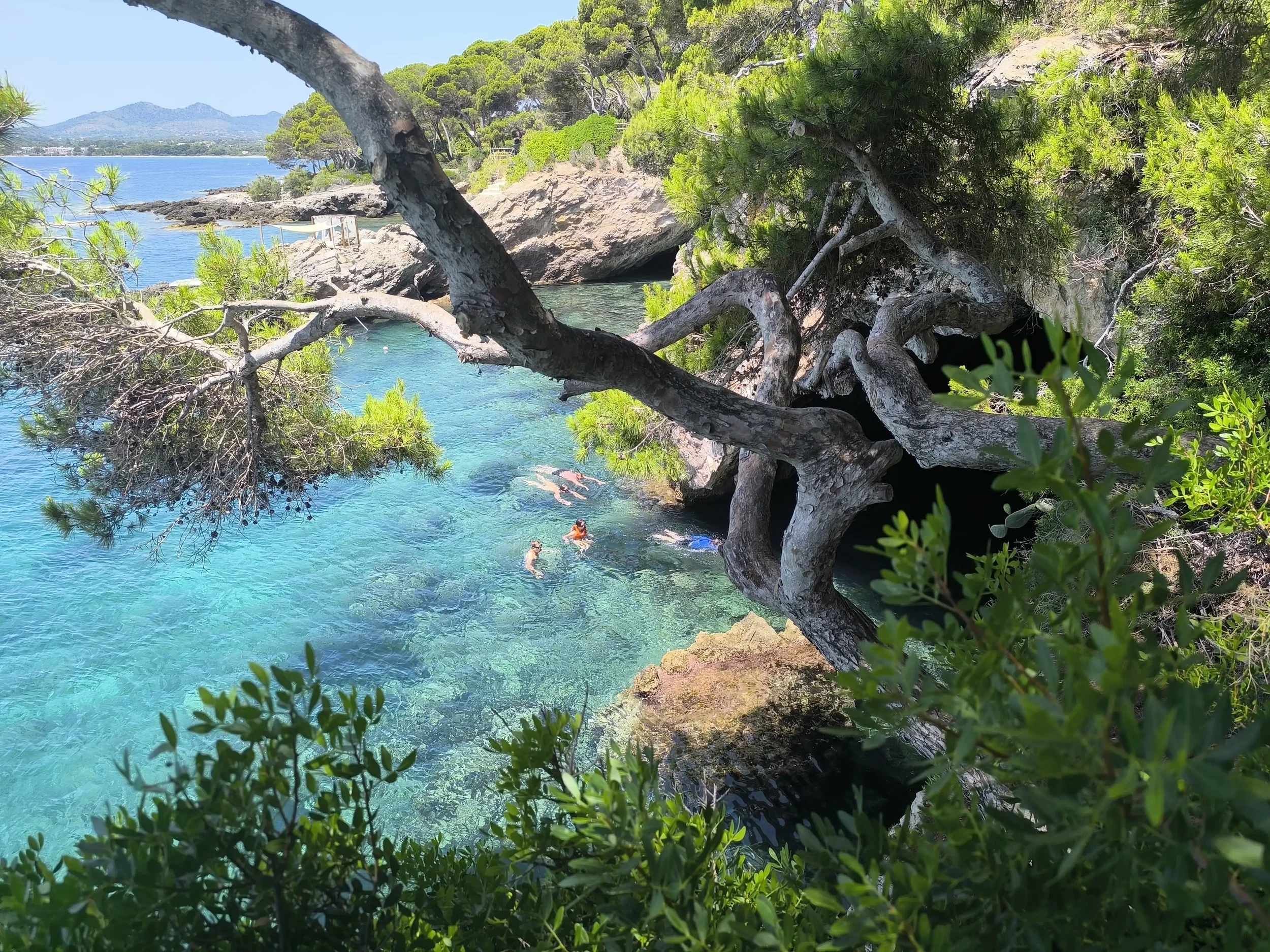 Caves, jumps and kayaks